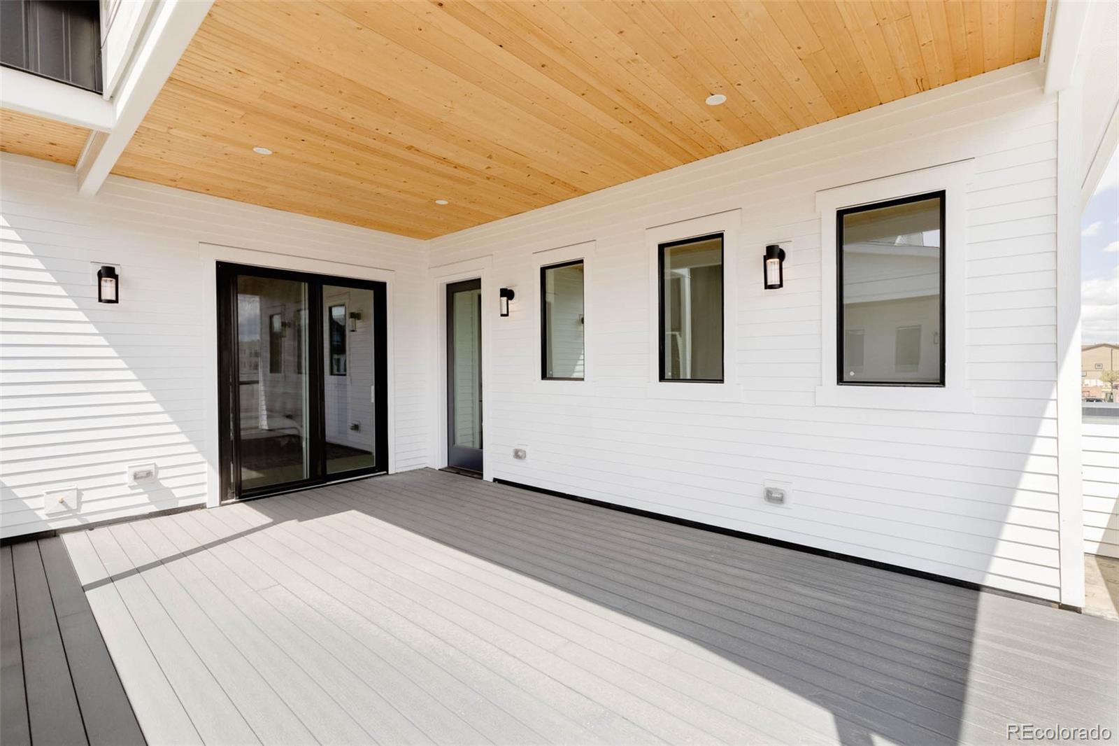 8260 E 36th Avenue Unit: 29