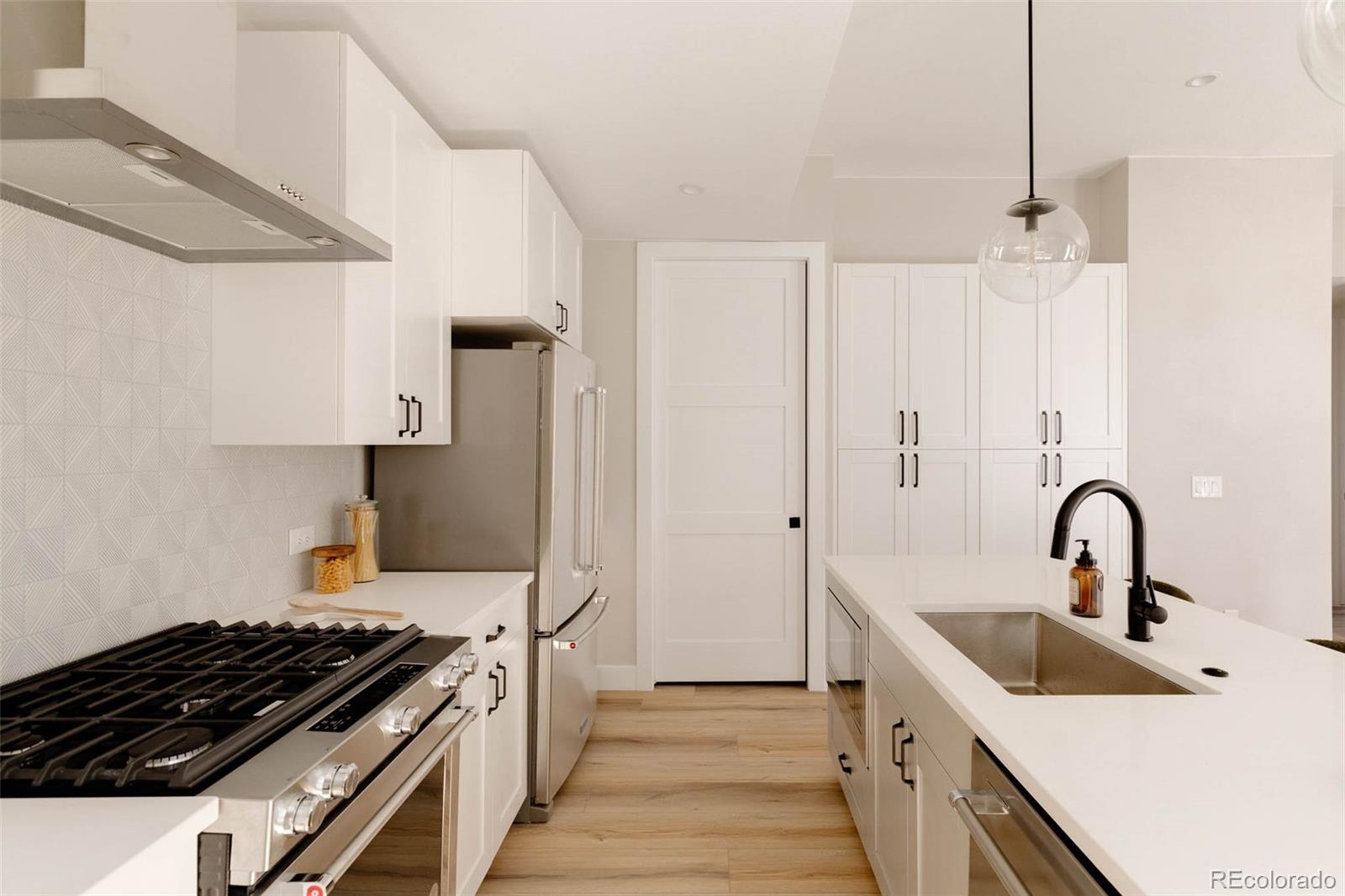 8260 E 36th Avenue Unit: 29