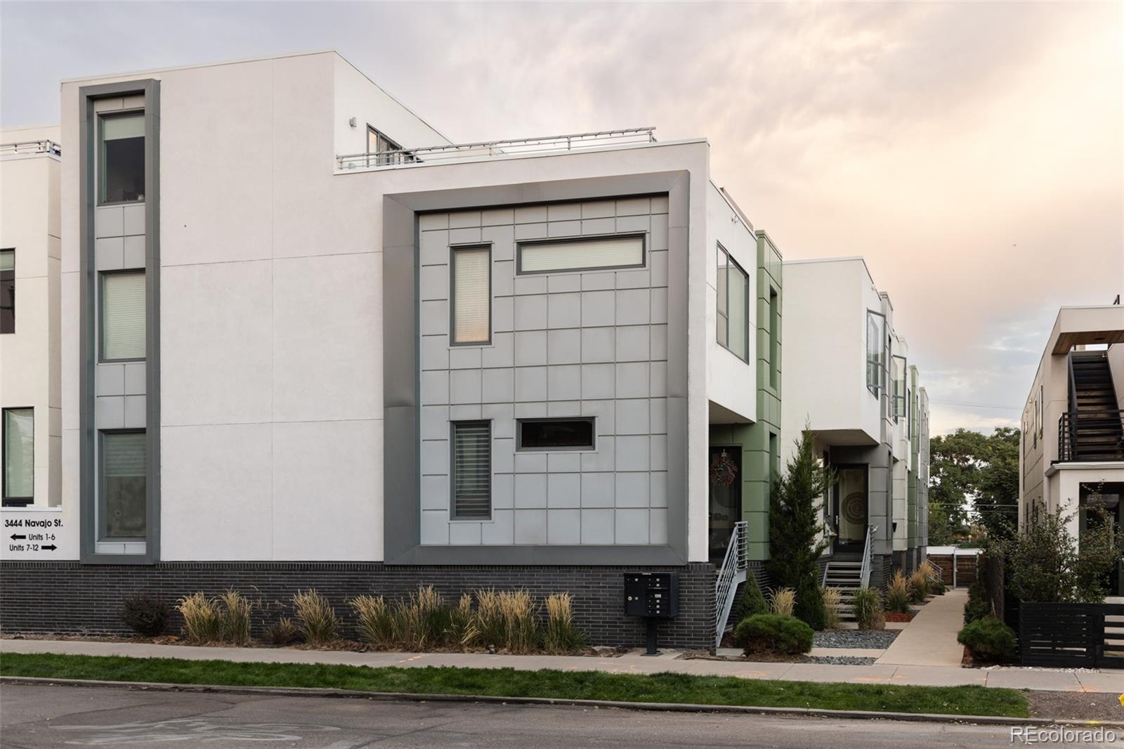 3444 Navajo Street Unit: 12