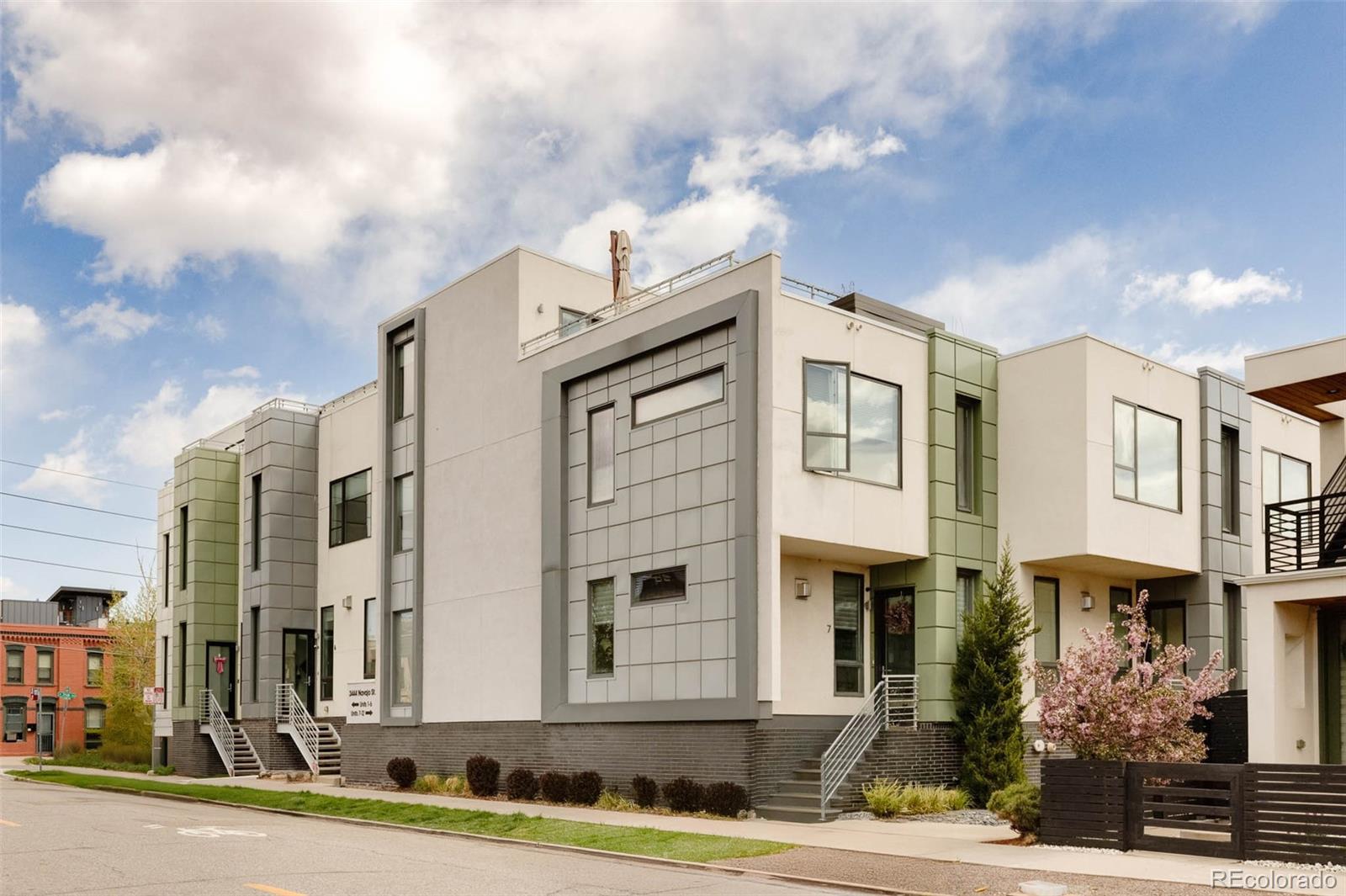 3444 Navajo Street Unit: 12