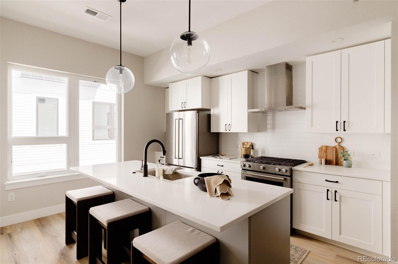 8260 E 36th Avenue Unit: 31