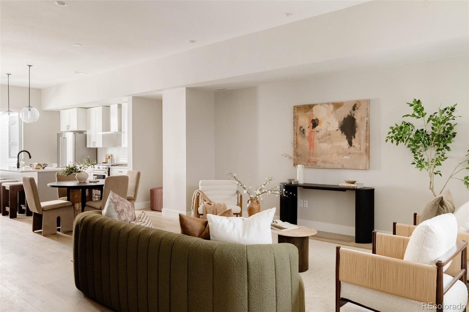 8260 E 36th Avenue Unit: 31