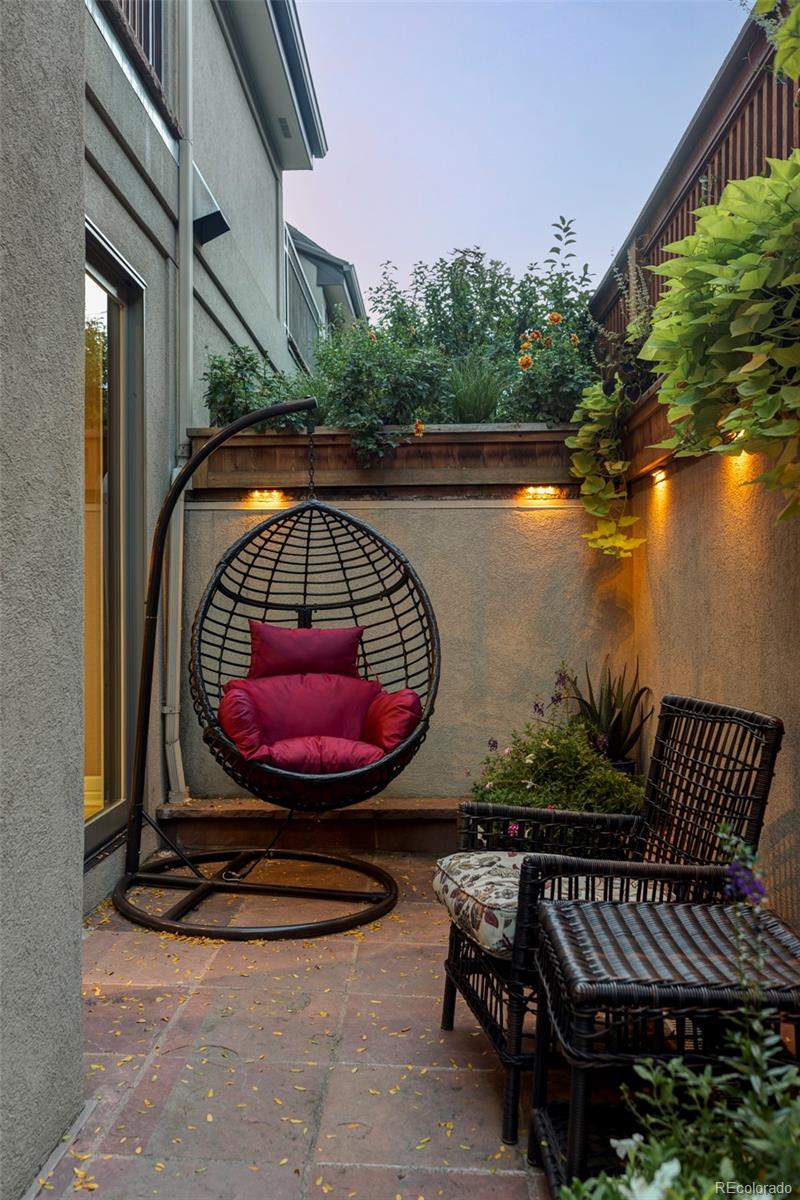 207 Cook Street