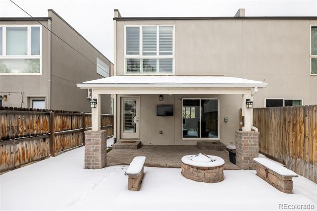 1576 W Maple Avenue