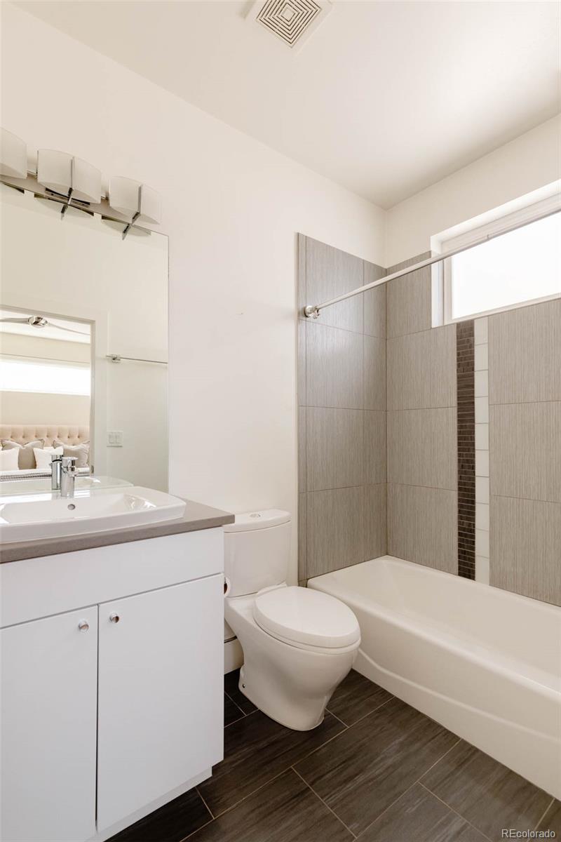 3444 Navajo Street Unit: 12