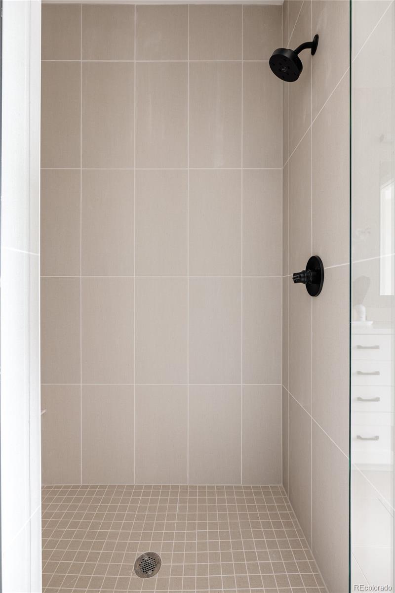 8280 E 36th Avenue Unit: 26