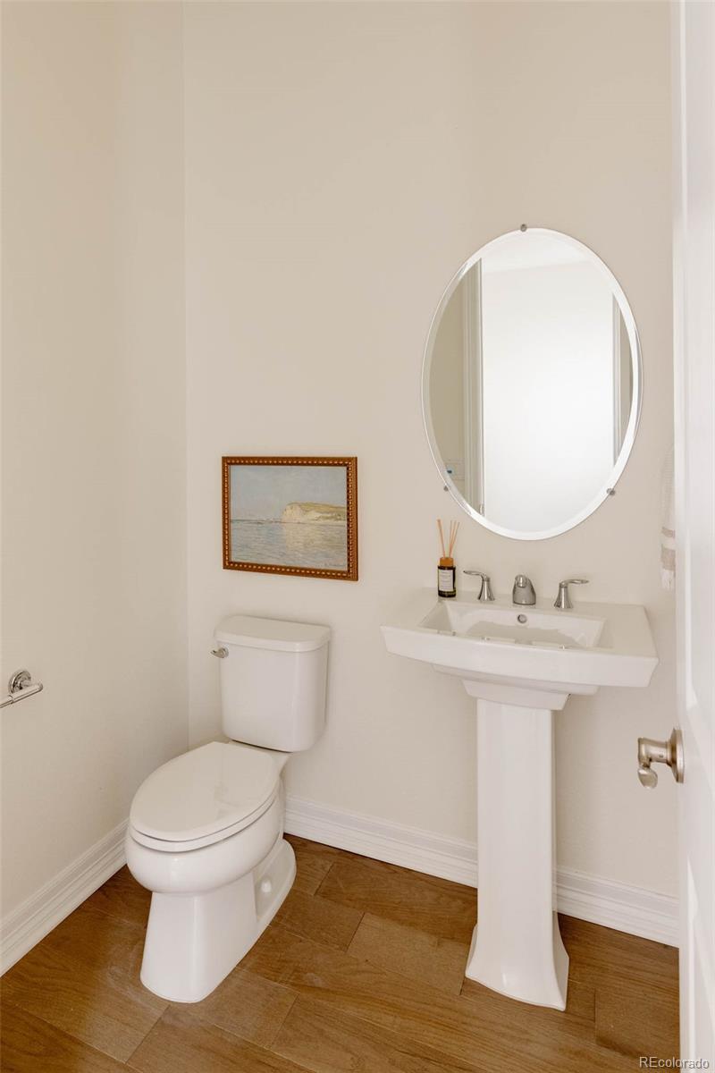 6608 S White Crow Court