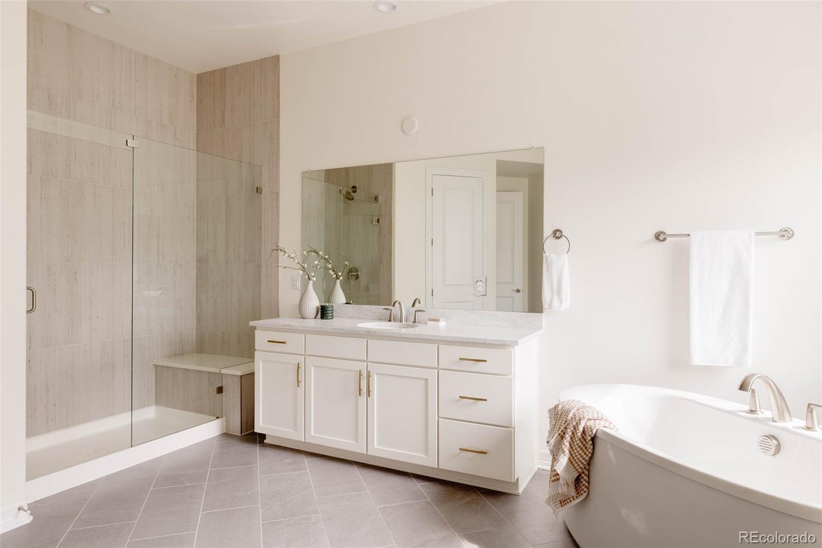 6608 S White Crow Court