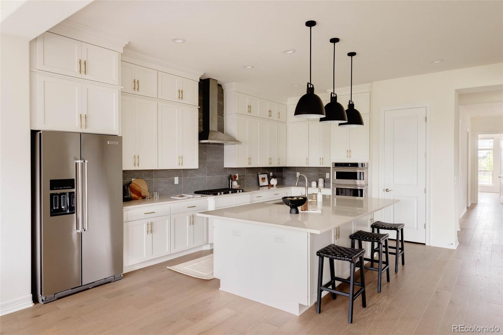 6608 S White Crow Court