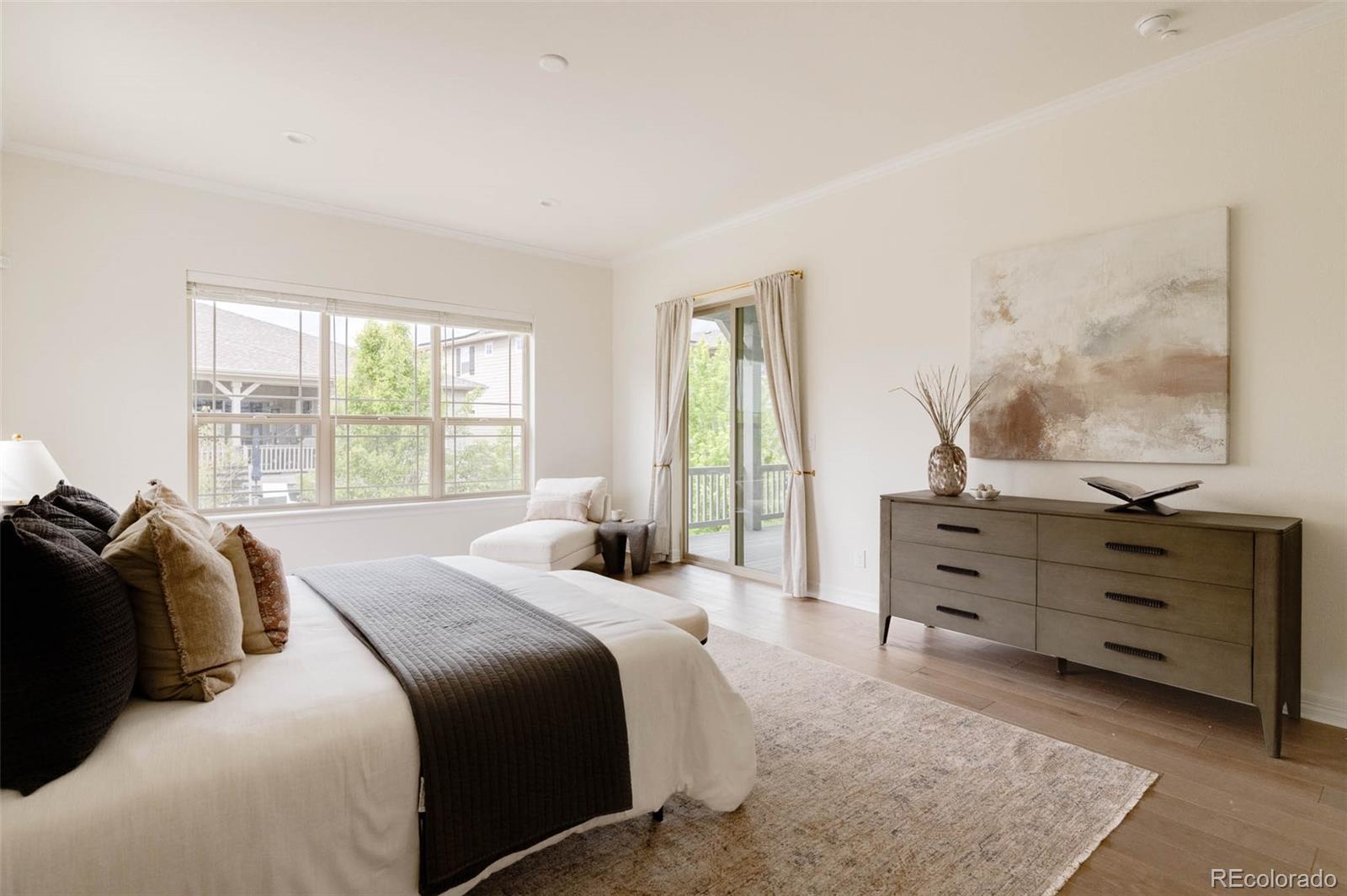 6608 S White Crow Court