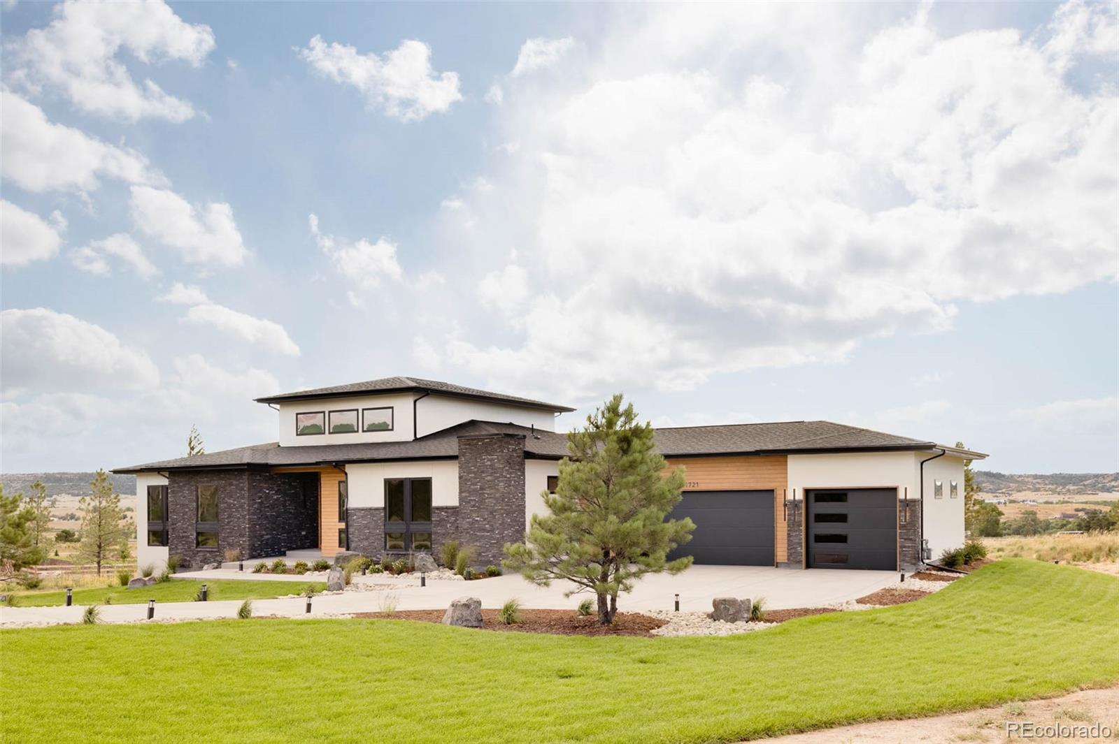 1721 Arrowpoint Court
