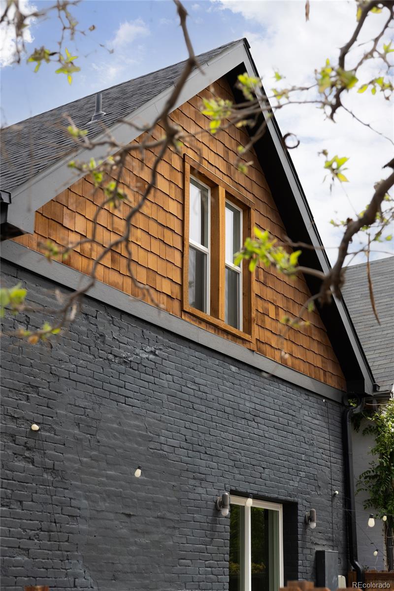 534 W 4th Avenue