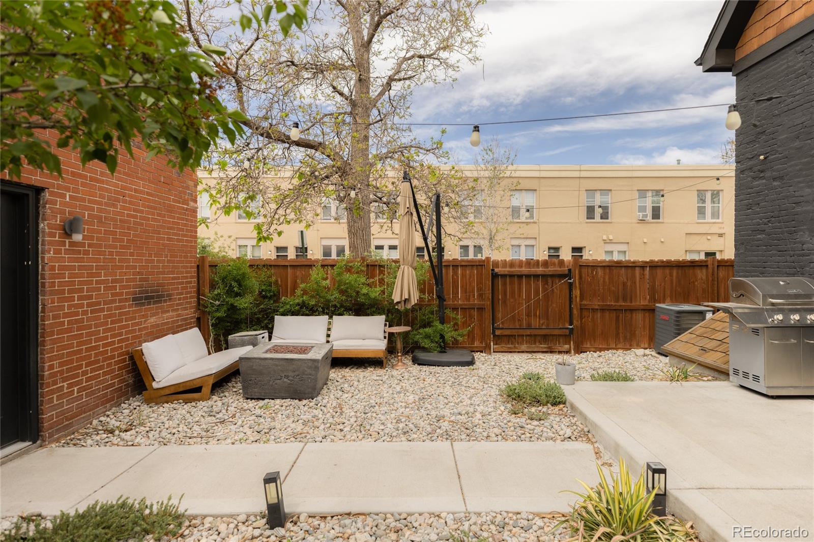 534 W 4th Avenue