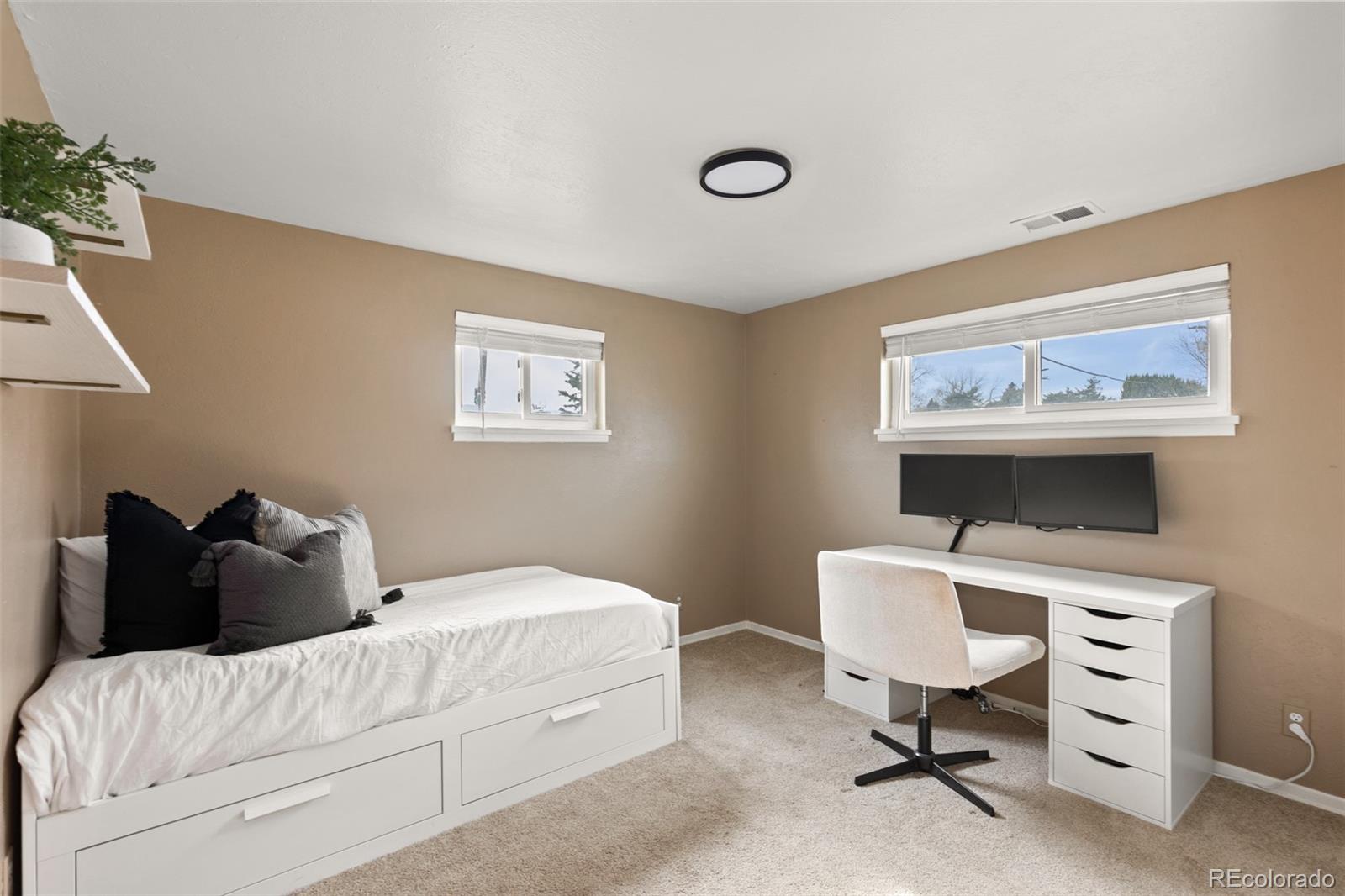 1890 S Monaco Parkway