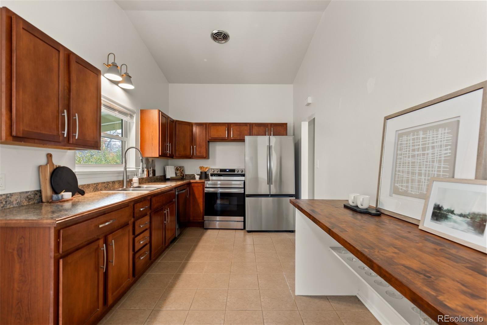 1890 S Monaco Parkway