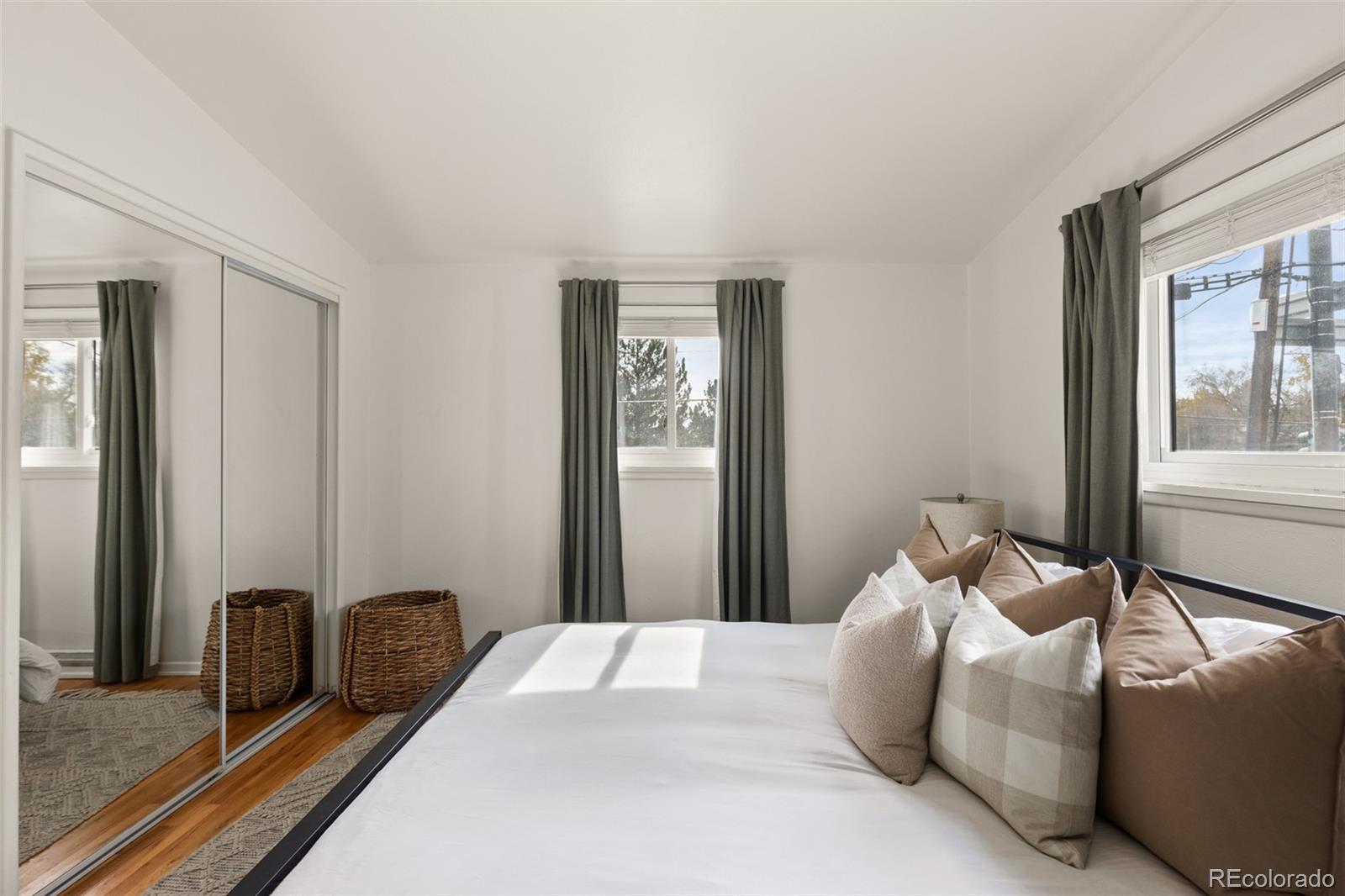 1890 S Monaco Parkway