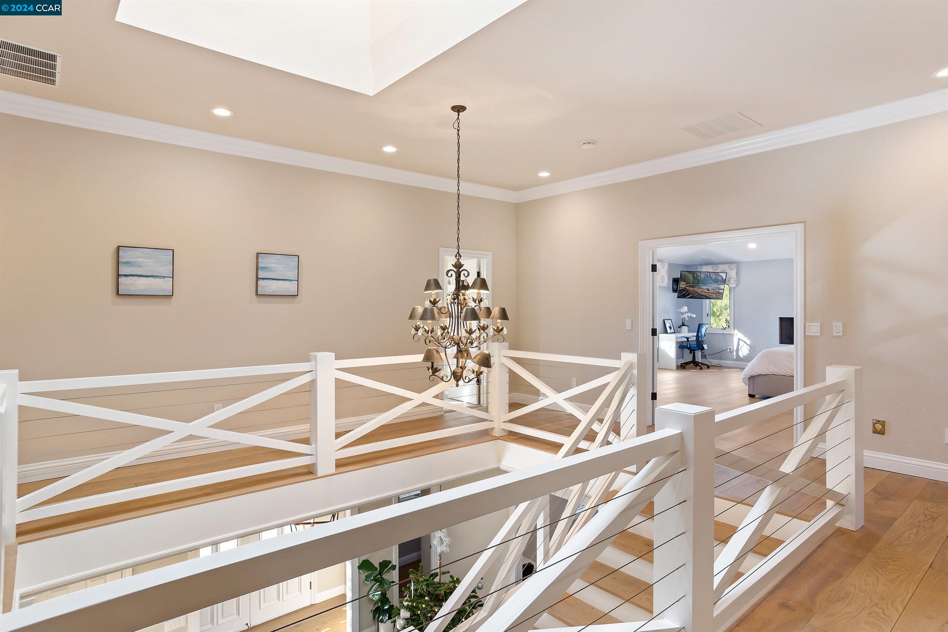 5400 Penny Ln