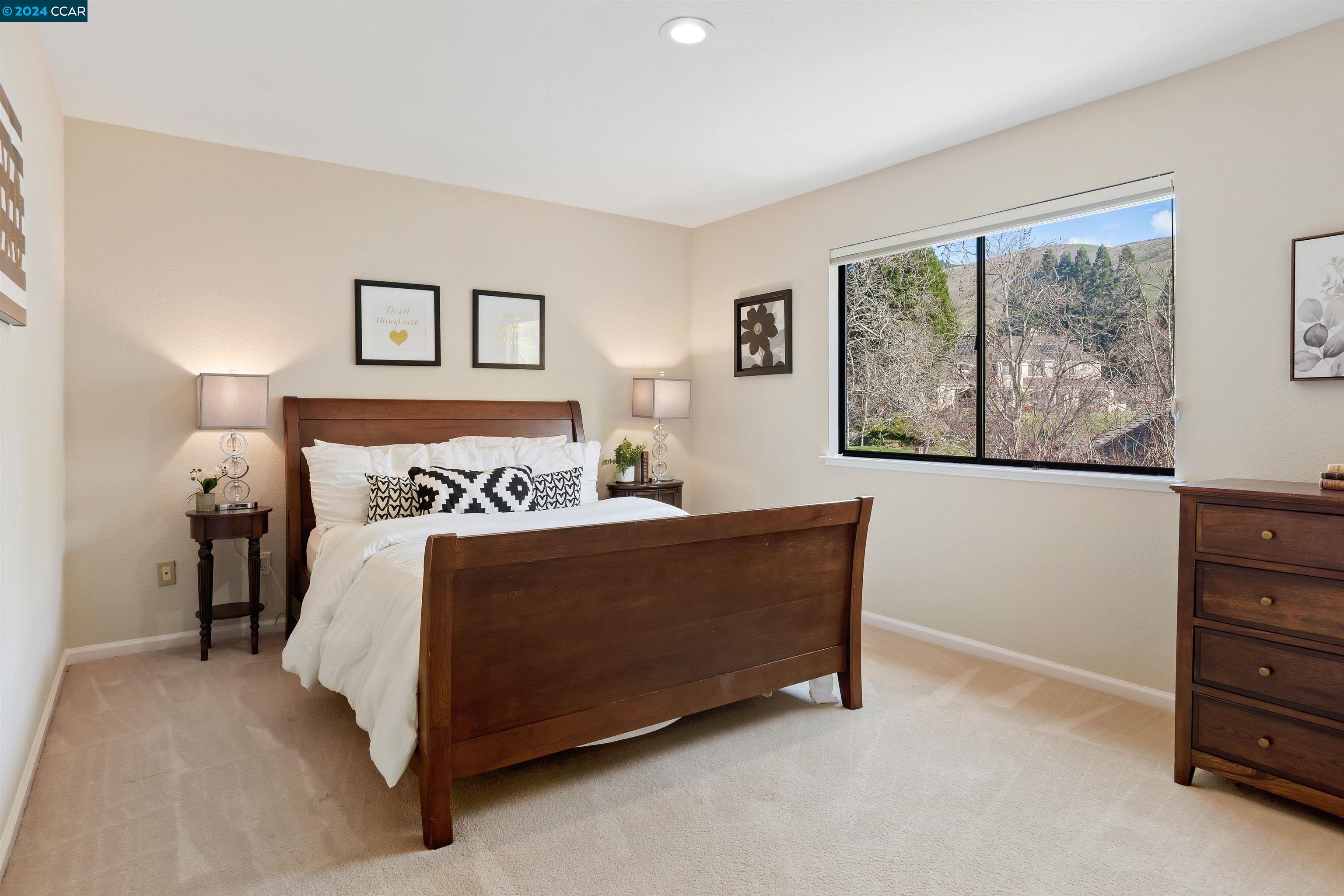 4242 Quail Run Dr