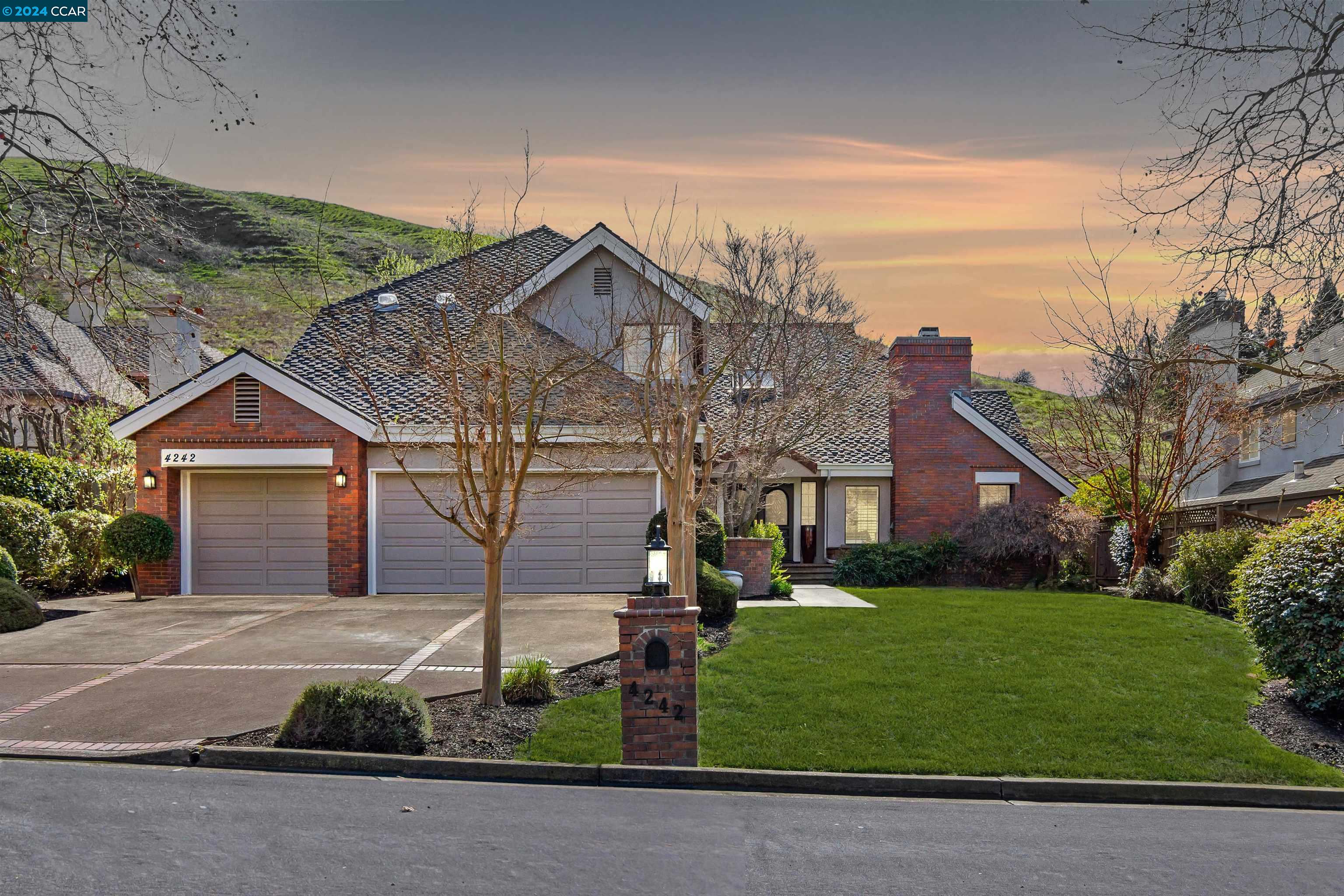 4242 Quail Run Dr