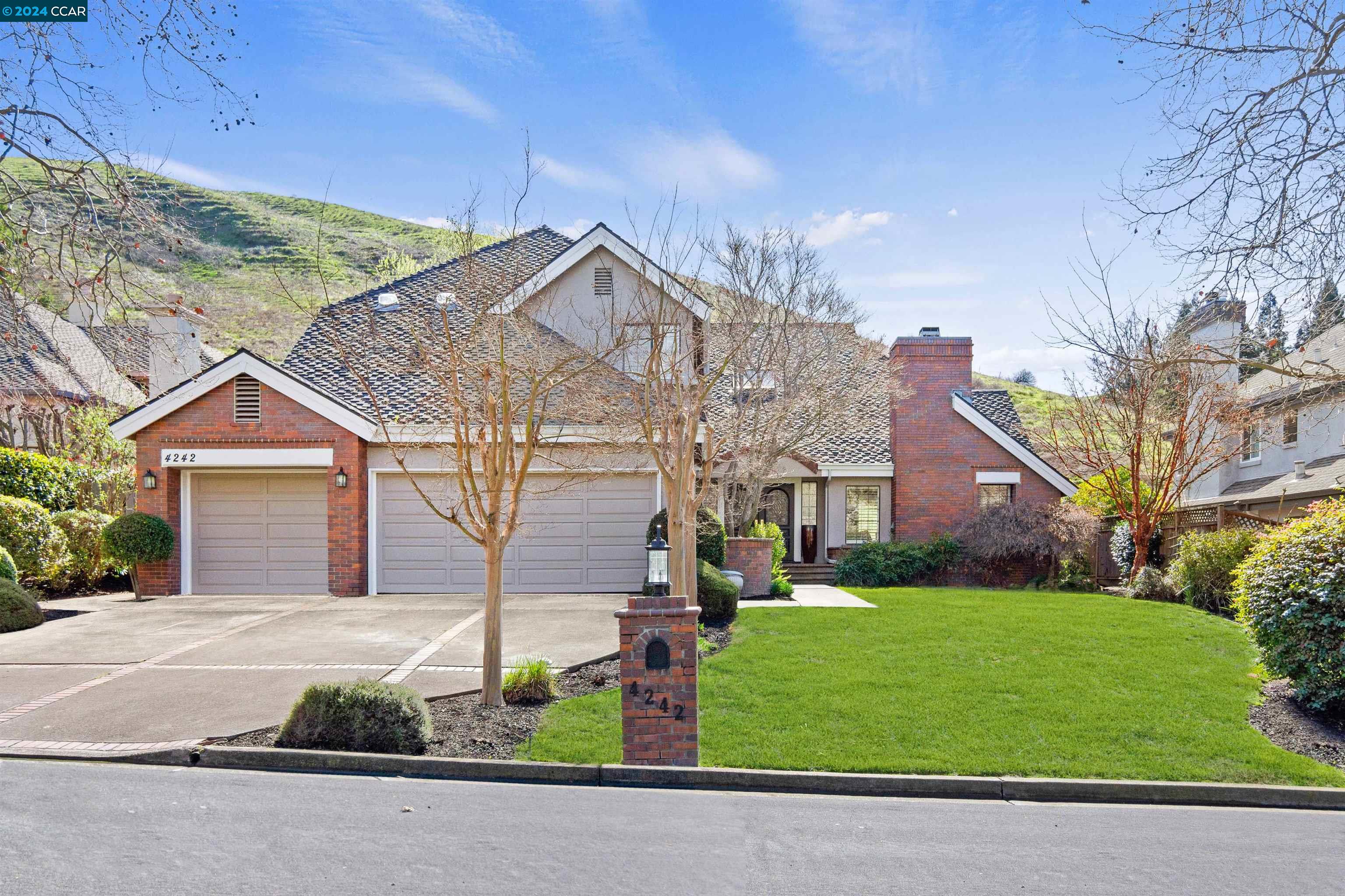 4242 Quail Run Dr