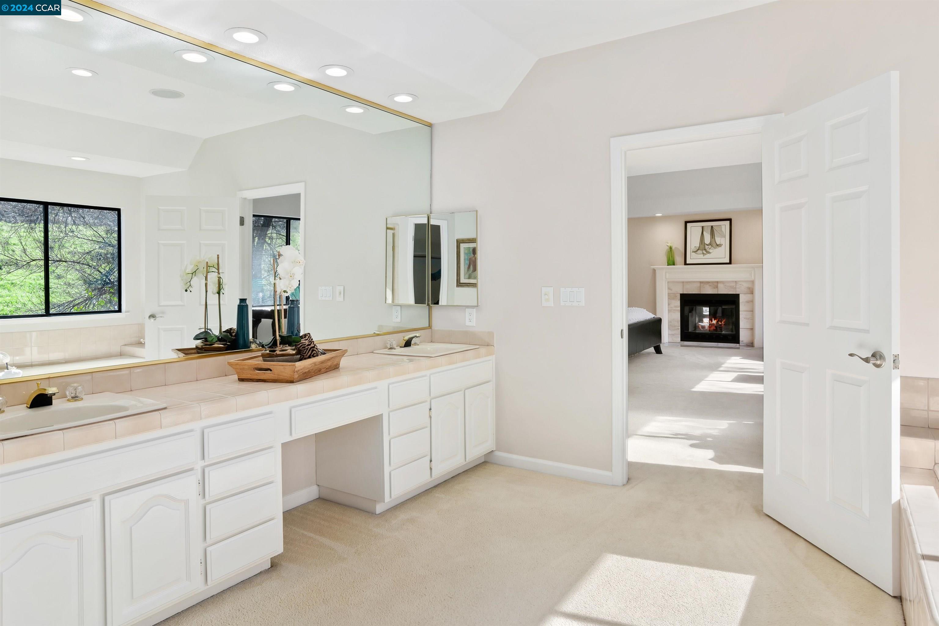 4242 Quail Run Dr
