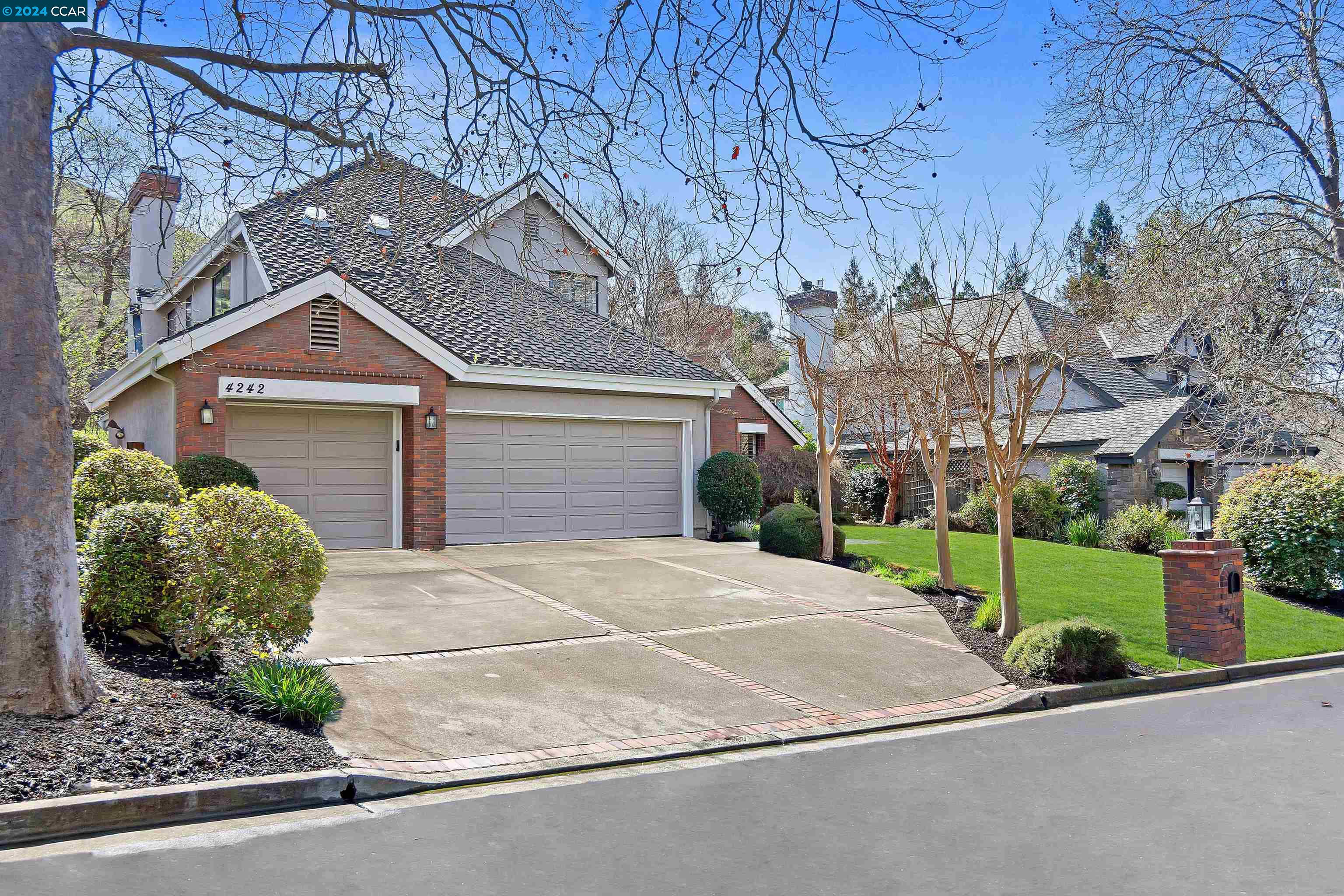 4242 Quail Run Dr