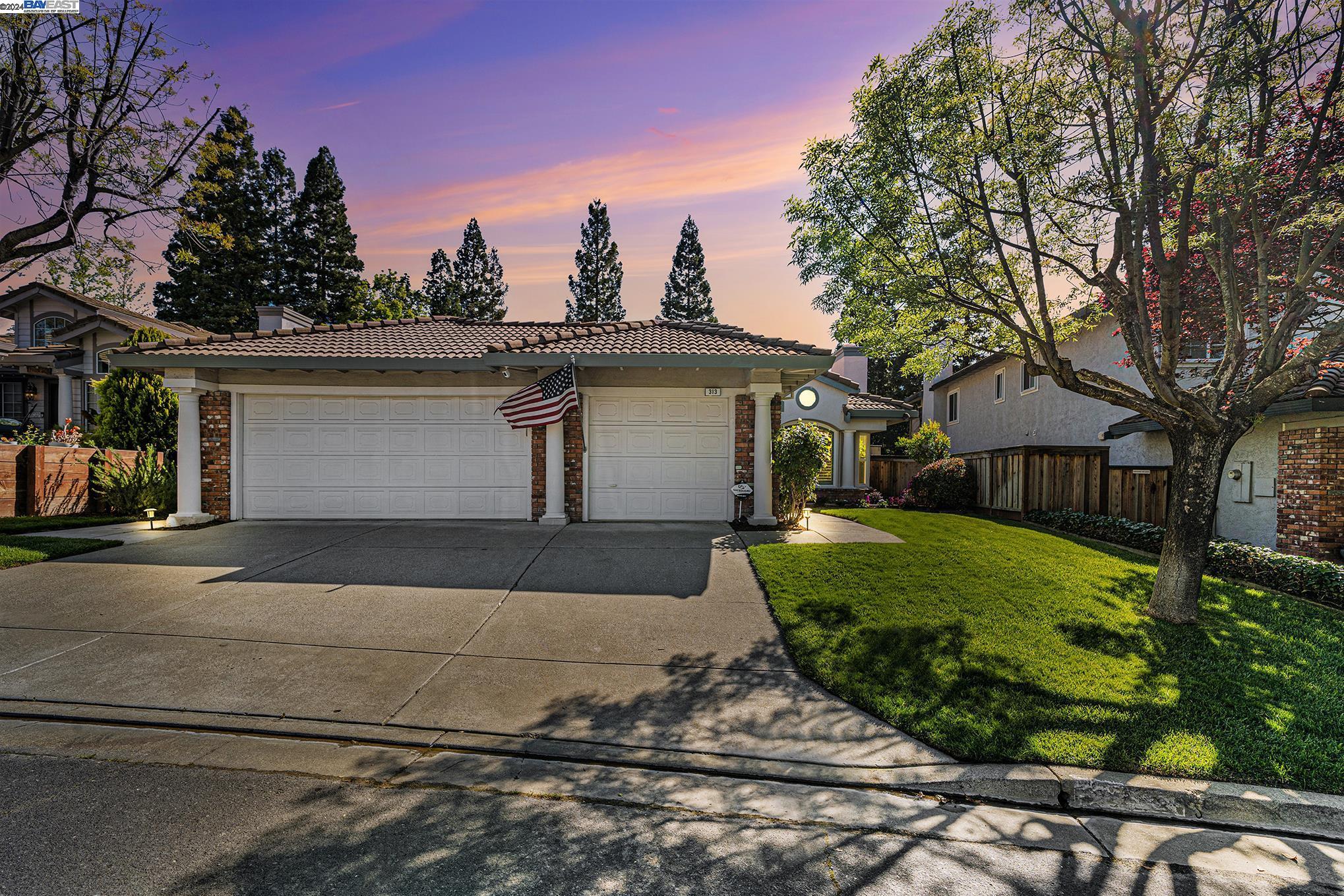313 Deepcreek Court