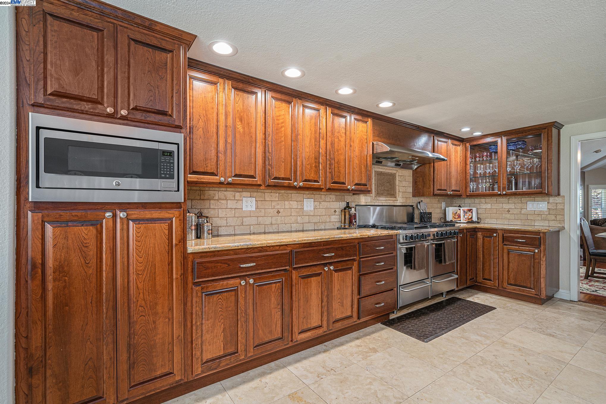 313 Deepcreek Court