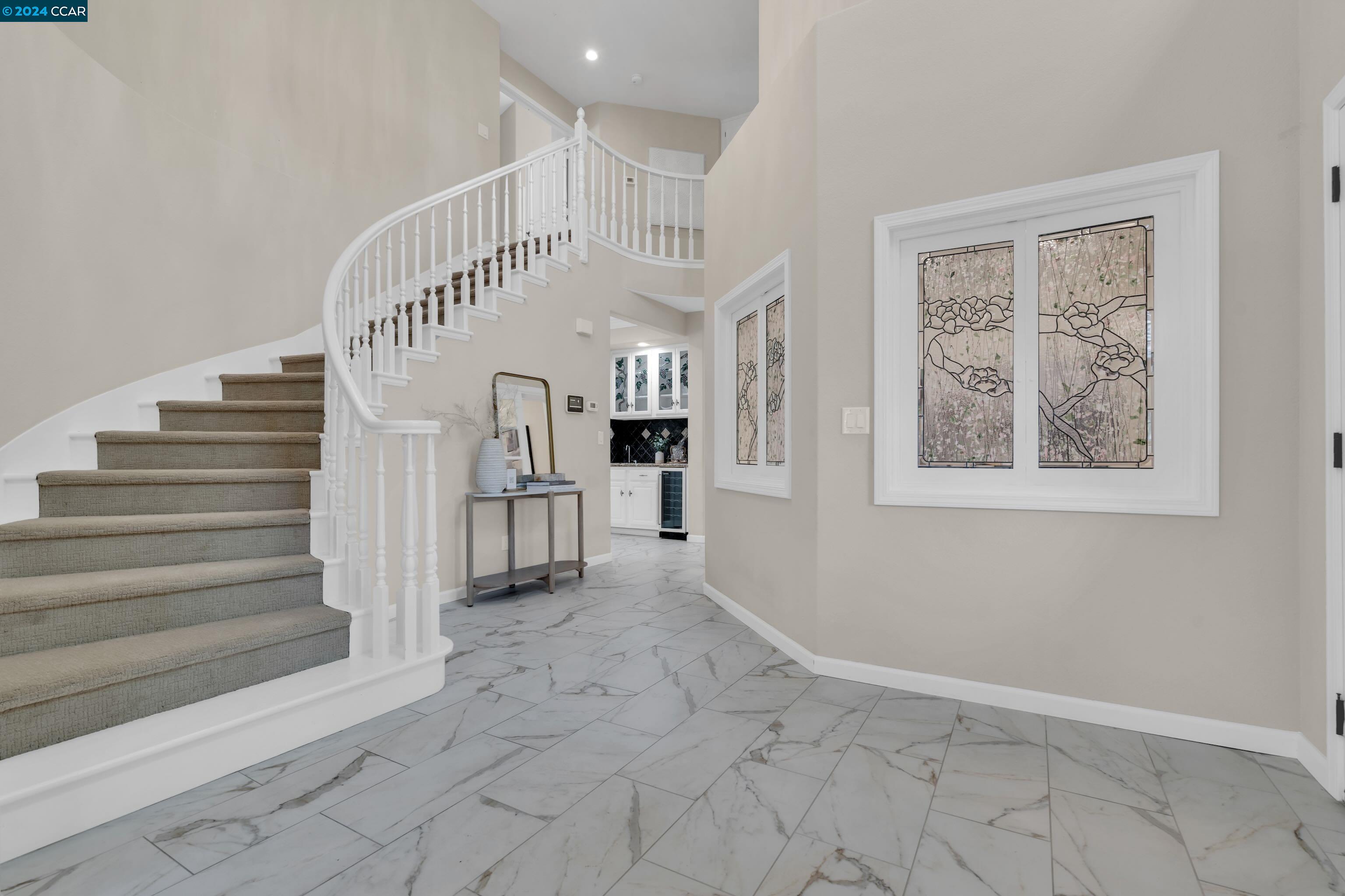 50 Headland Ct