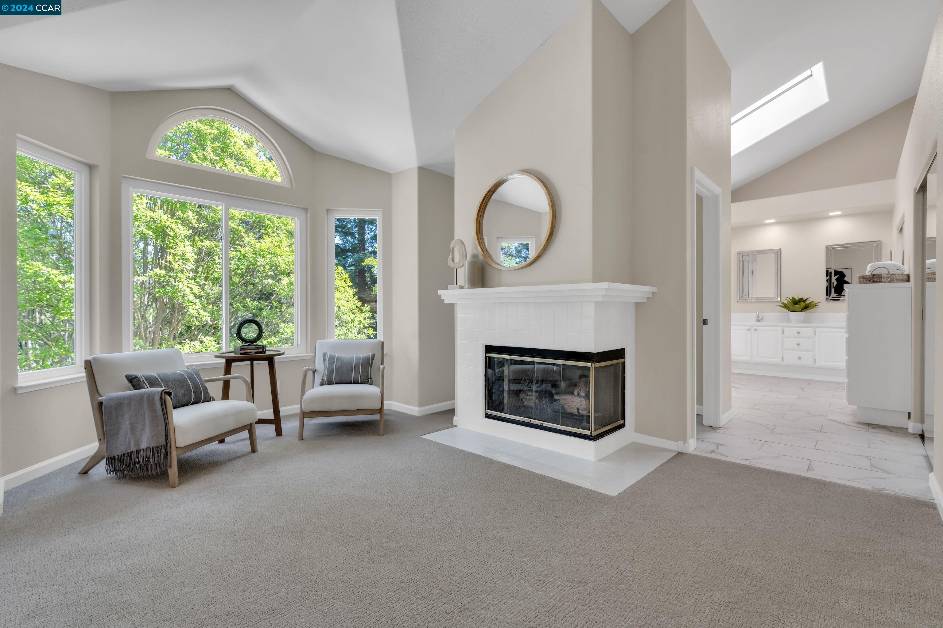 50 Headland Ct