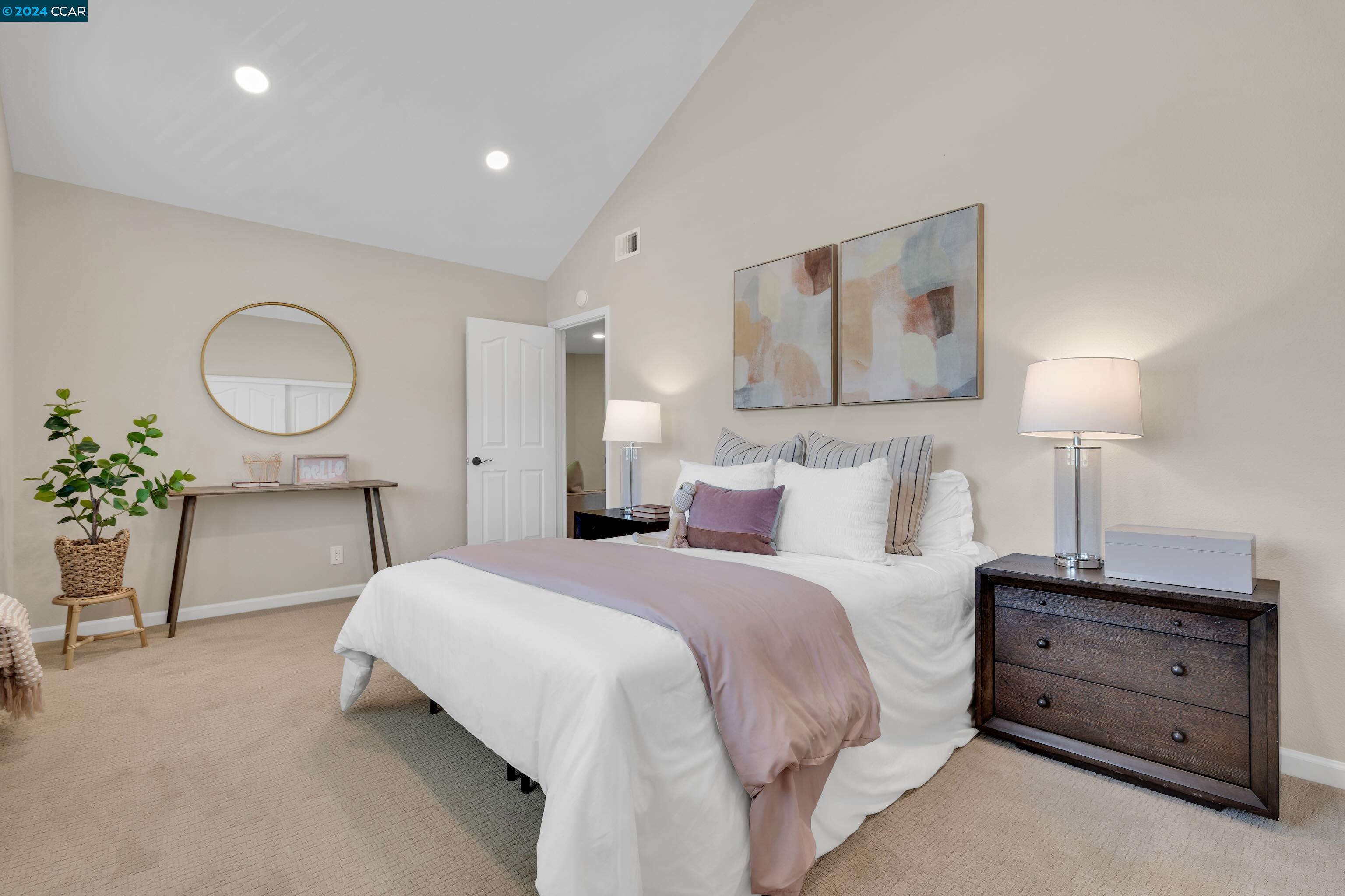 50 Headland Ct