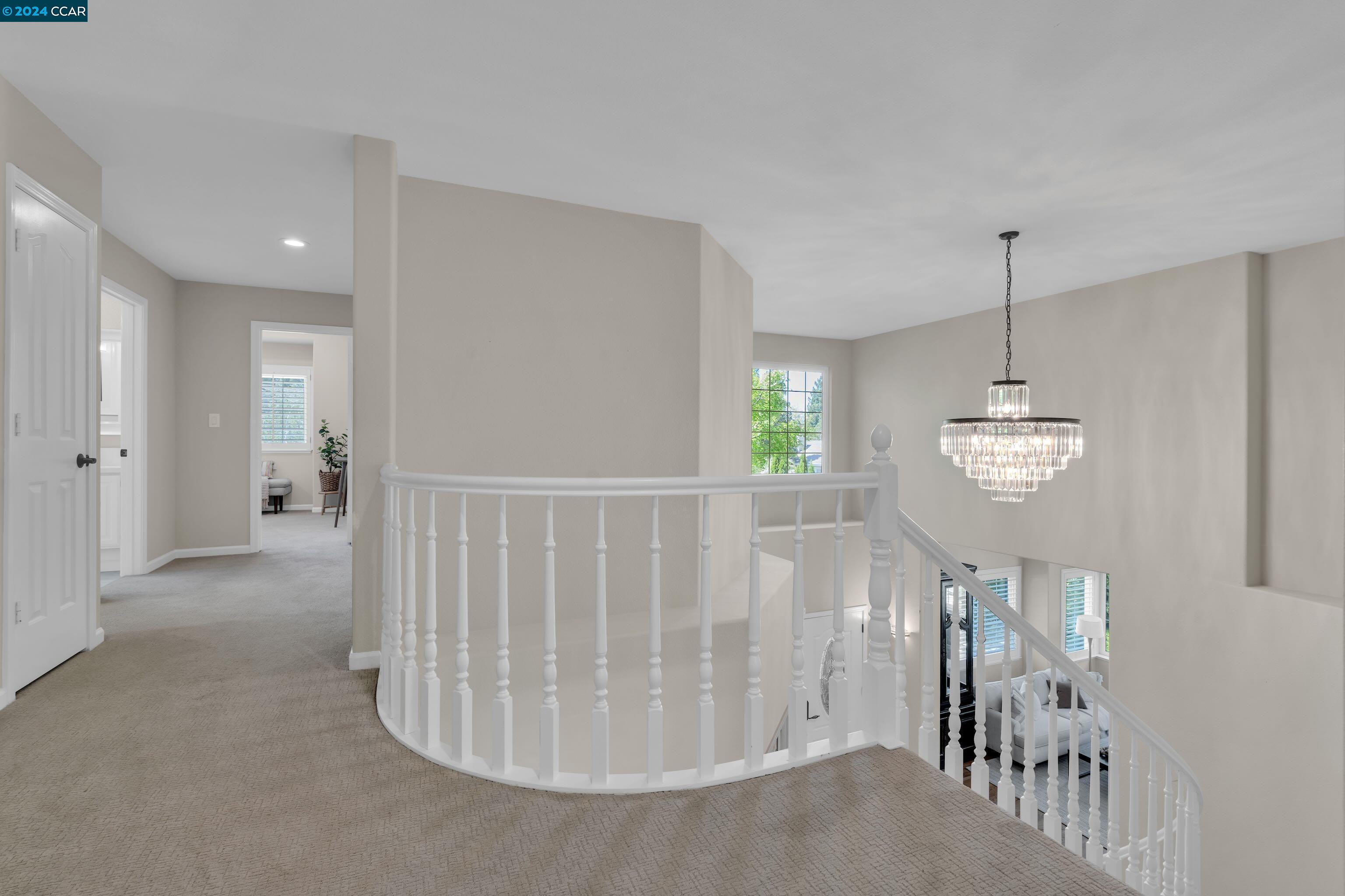 50 Headland Ct