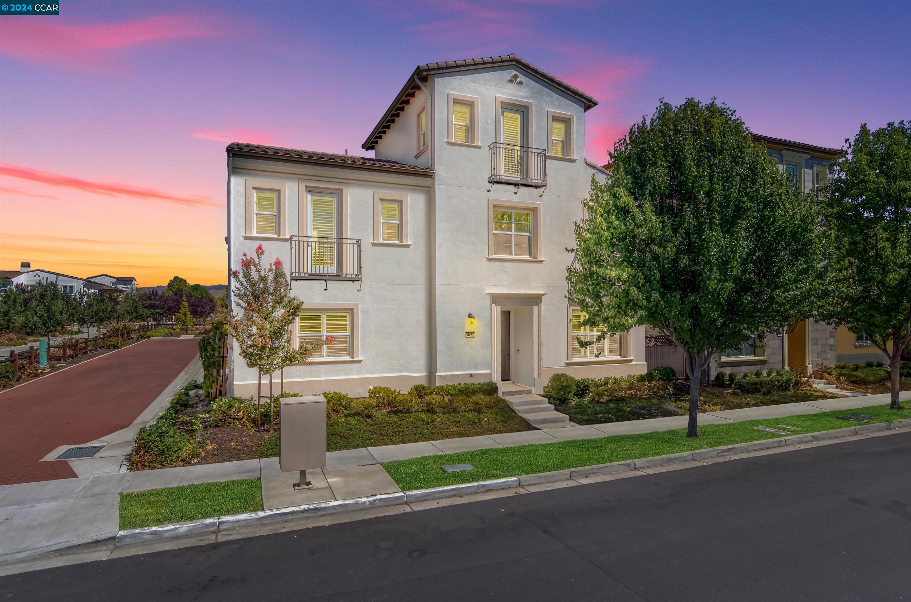 3482 Cinnamon Ridge Rd