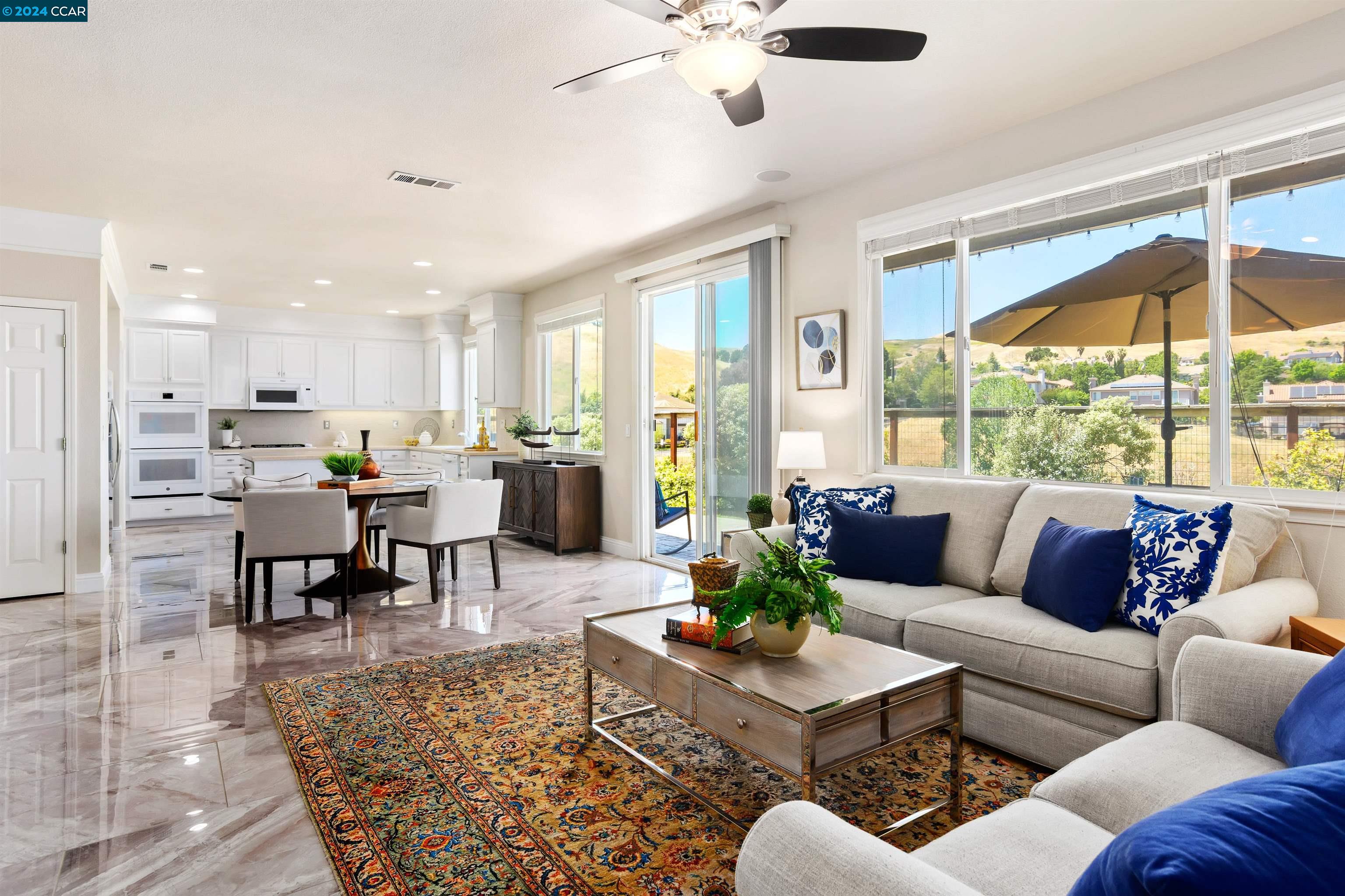 969 Rolling Woods Way