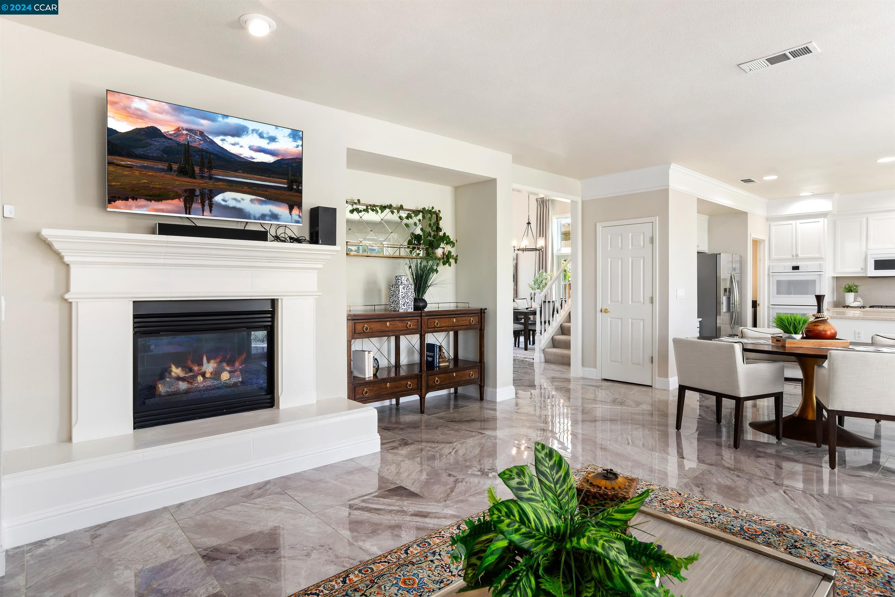 969 Rolling Woods Way