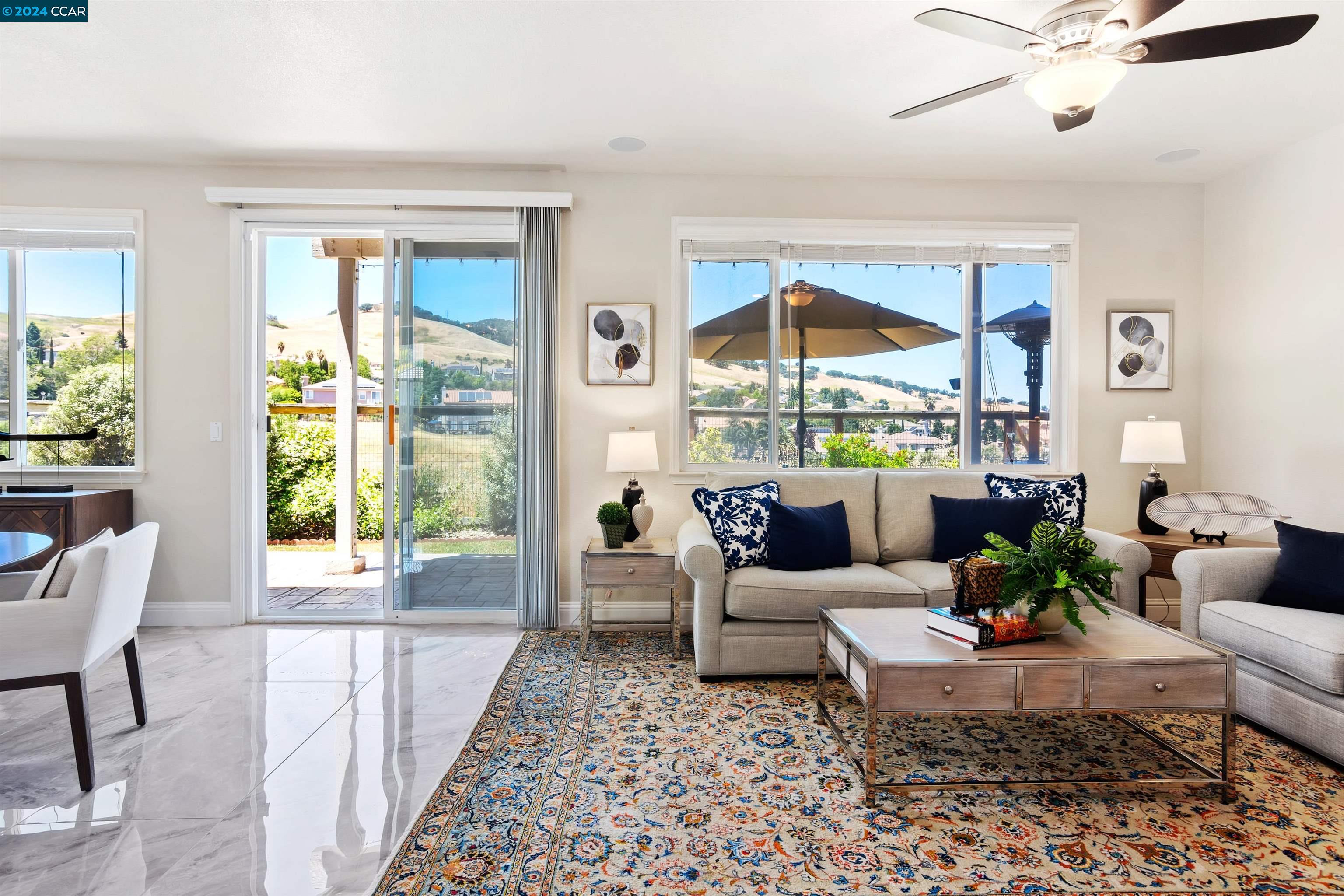 969 Rolling Woods Way