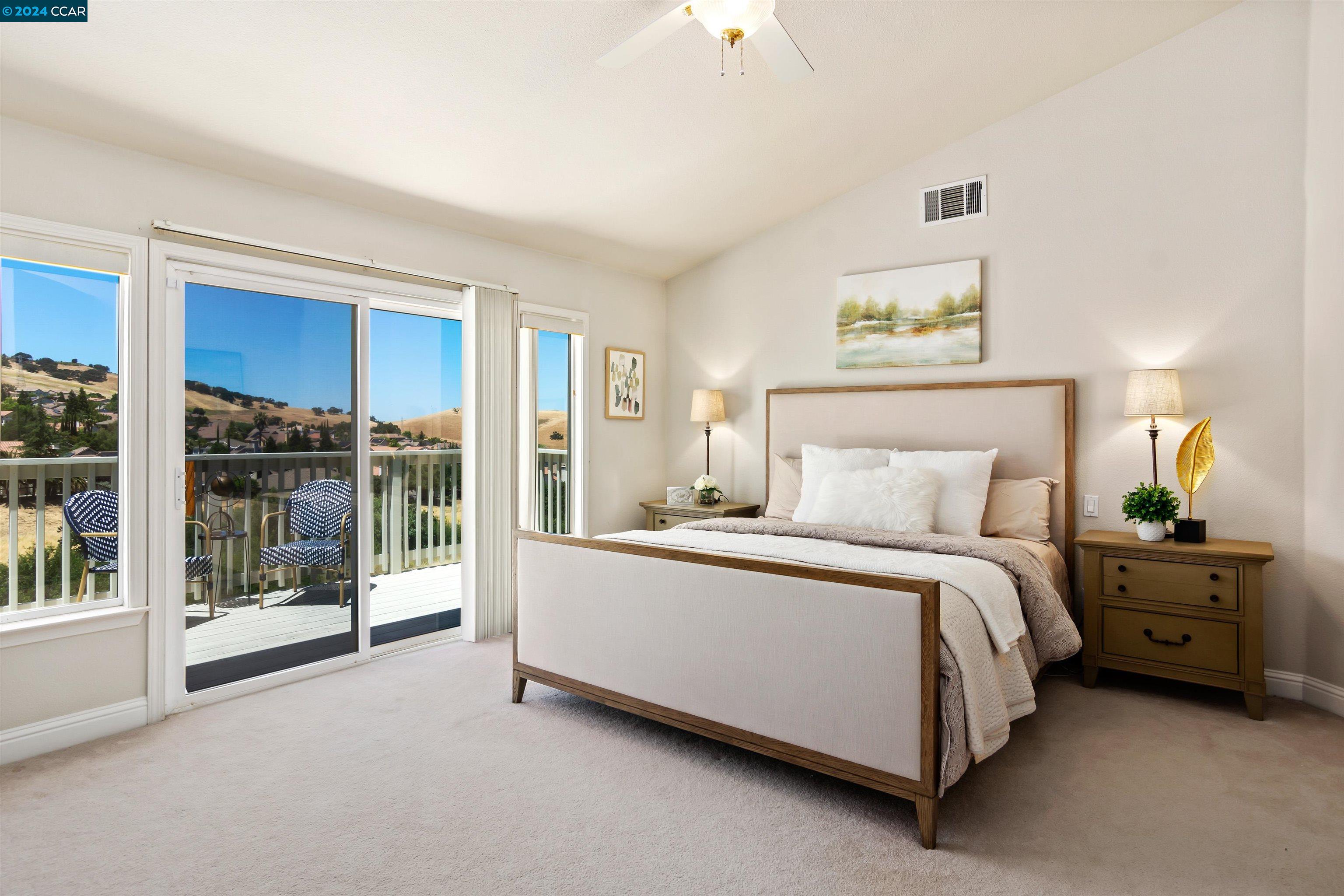 969 Rolling Woods Way