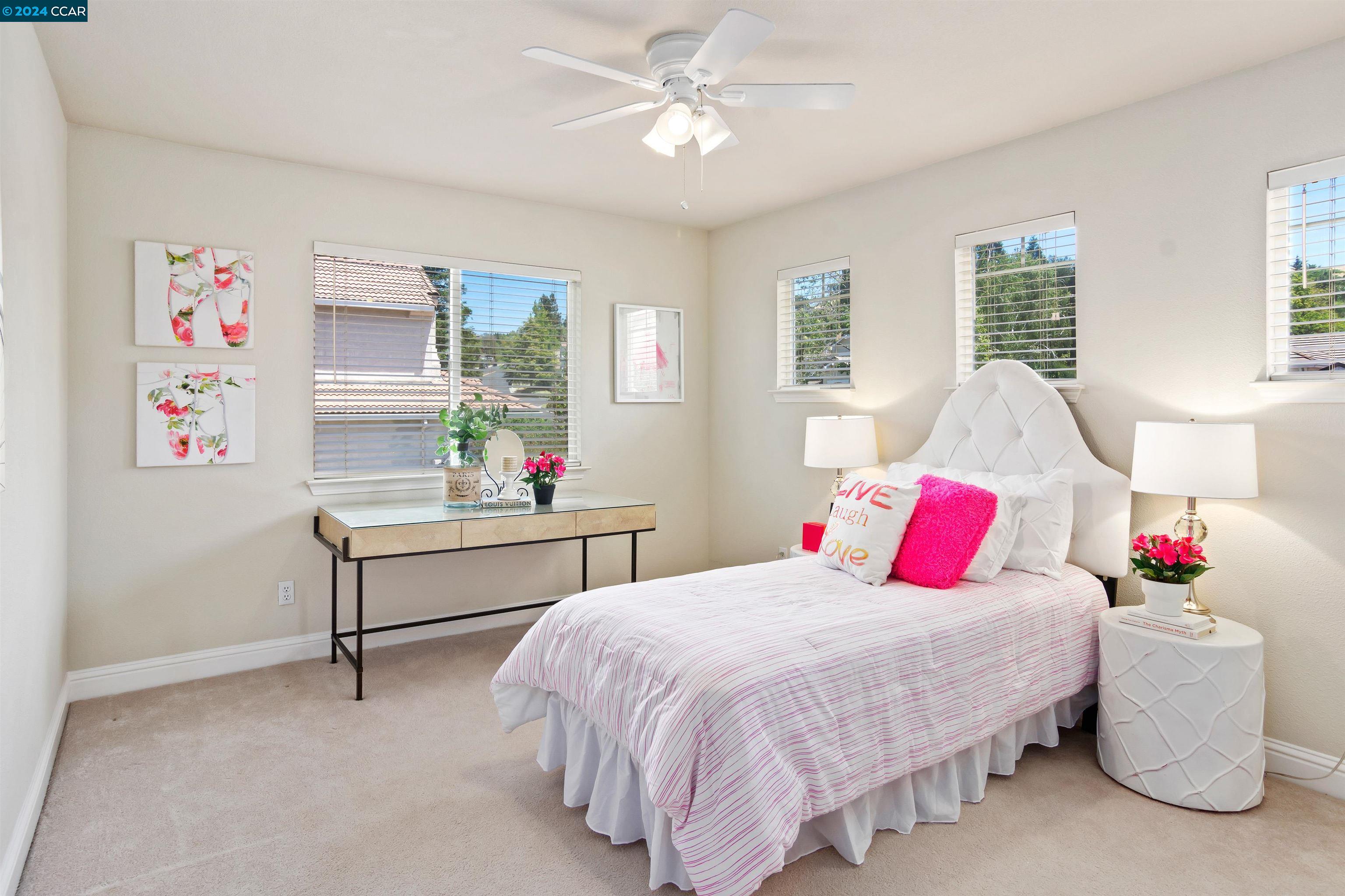 969 Rolling Woods Way