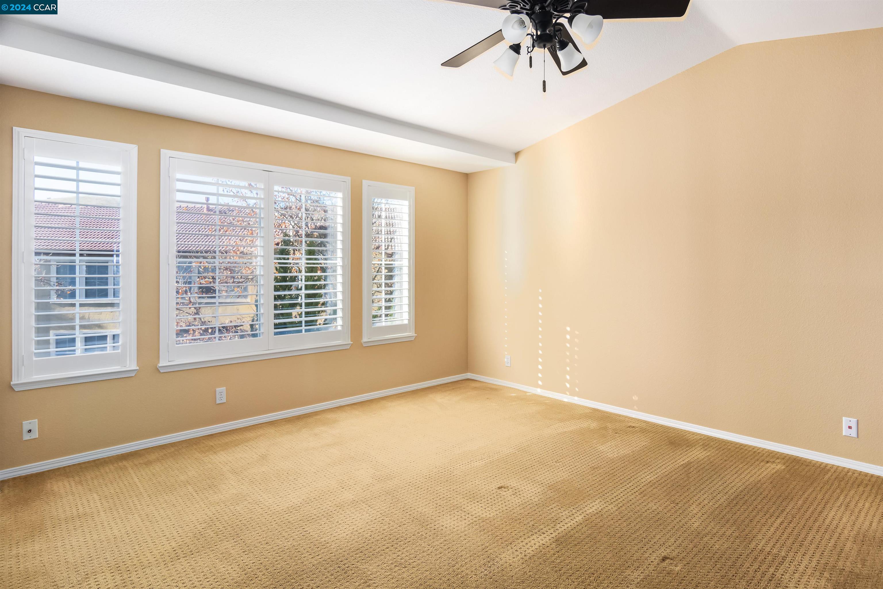 135 Coralflower Ln