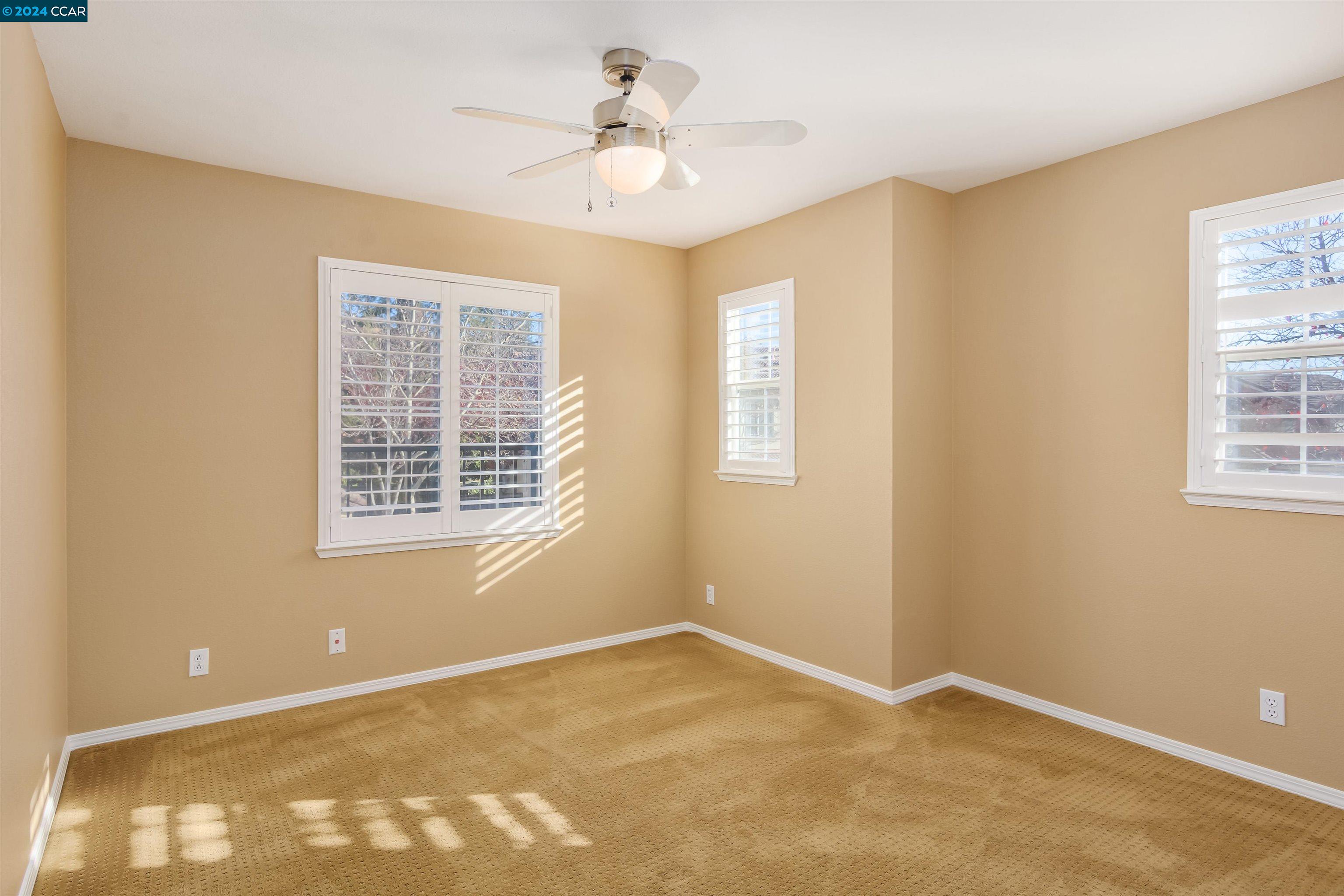 135 Coralflower Ln