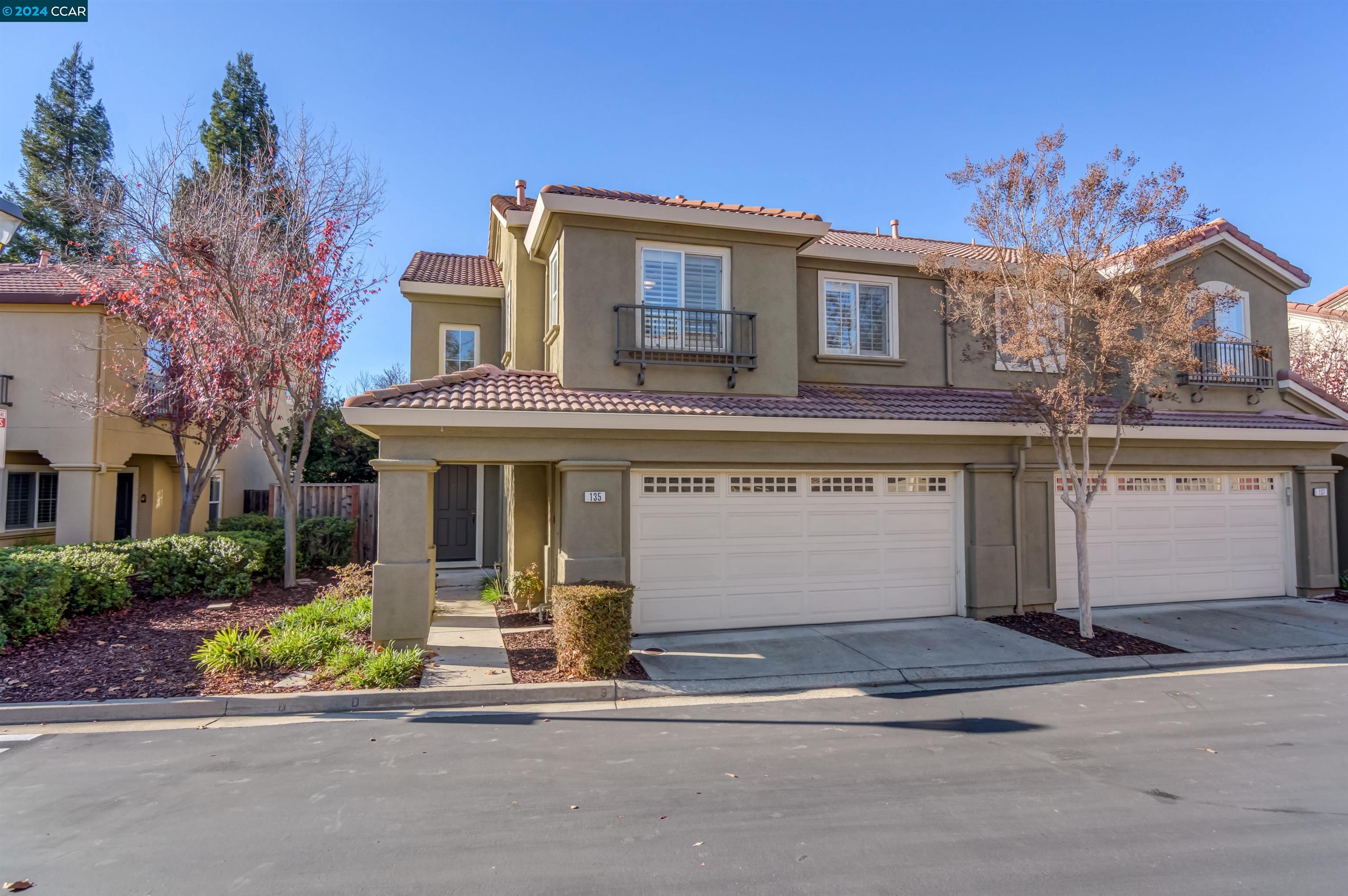 135 Coralflower Ln