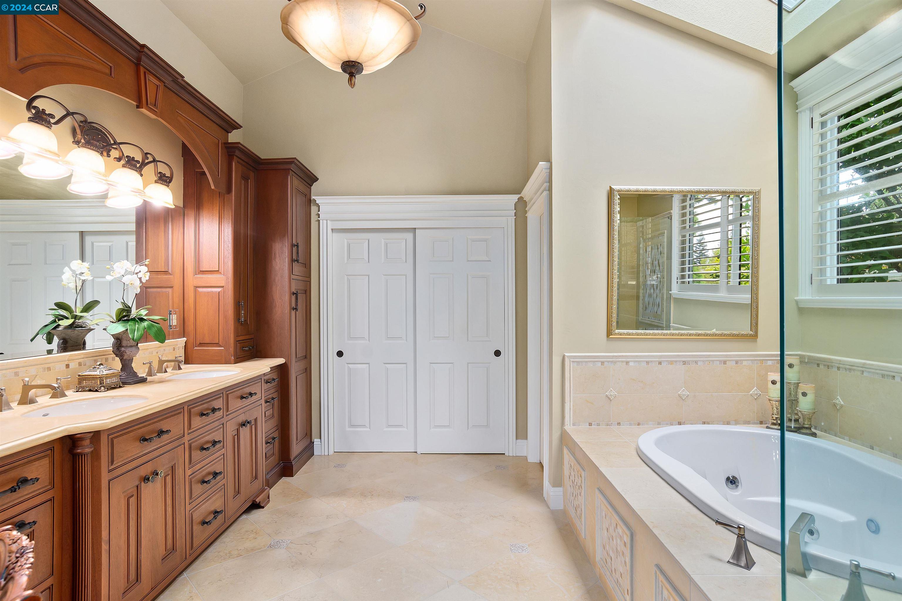 4343 Quail Run Ln
