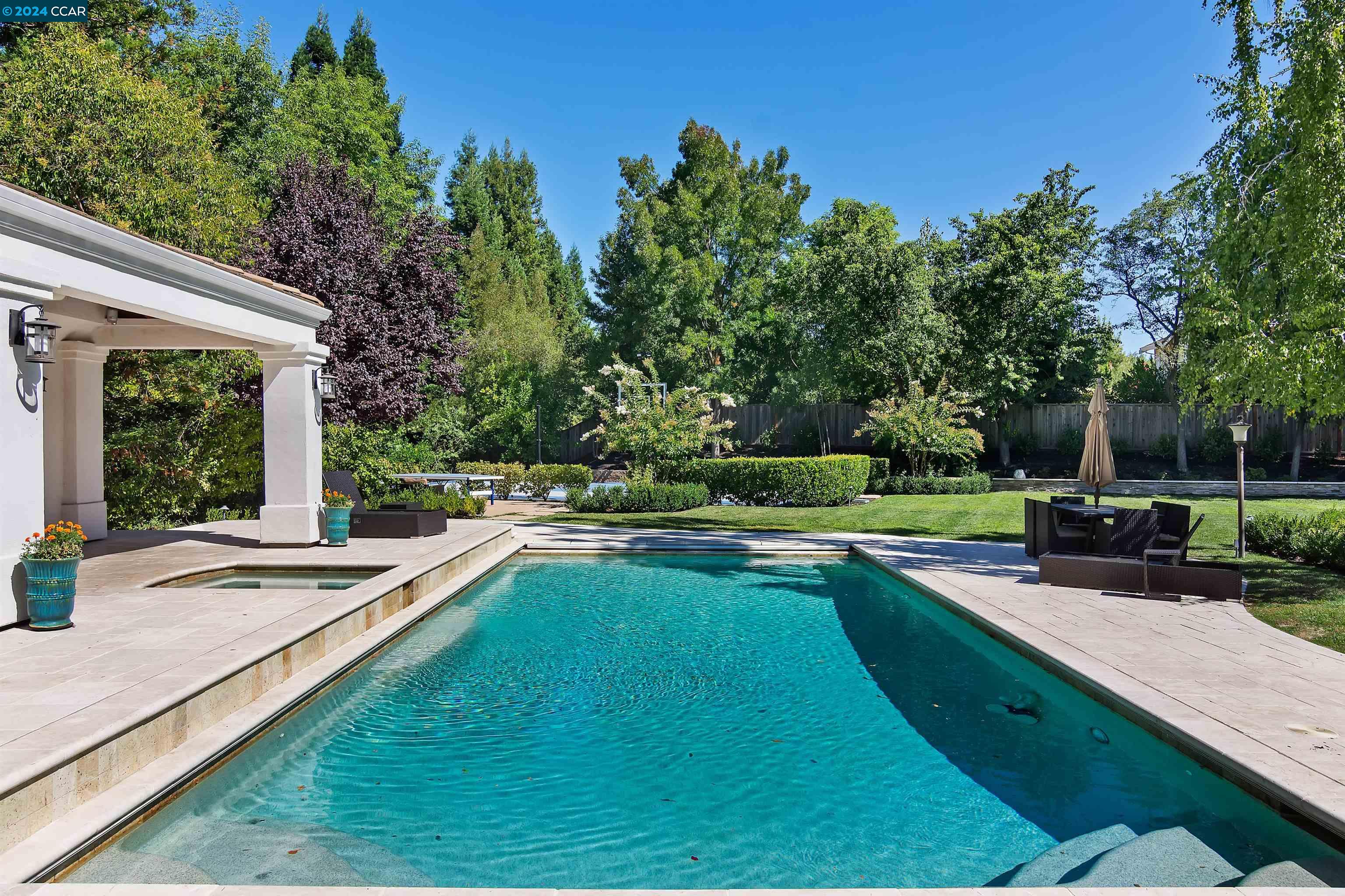 109 Elliott Ct