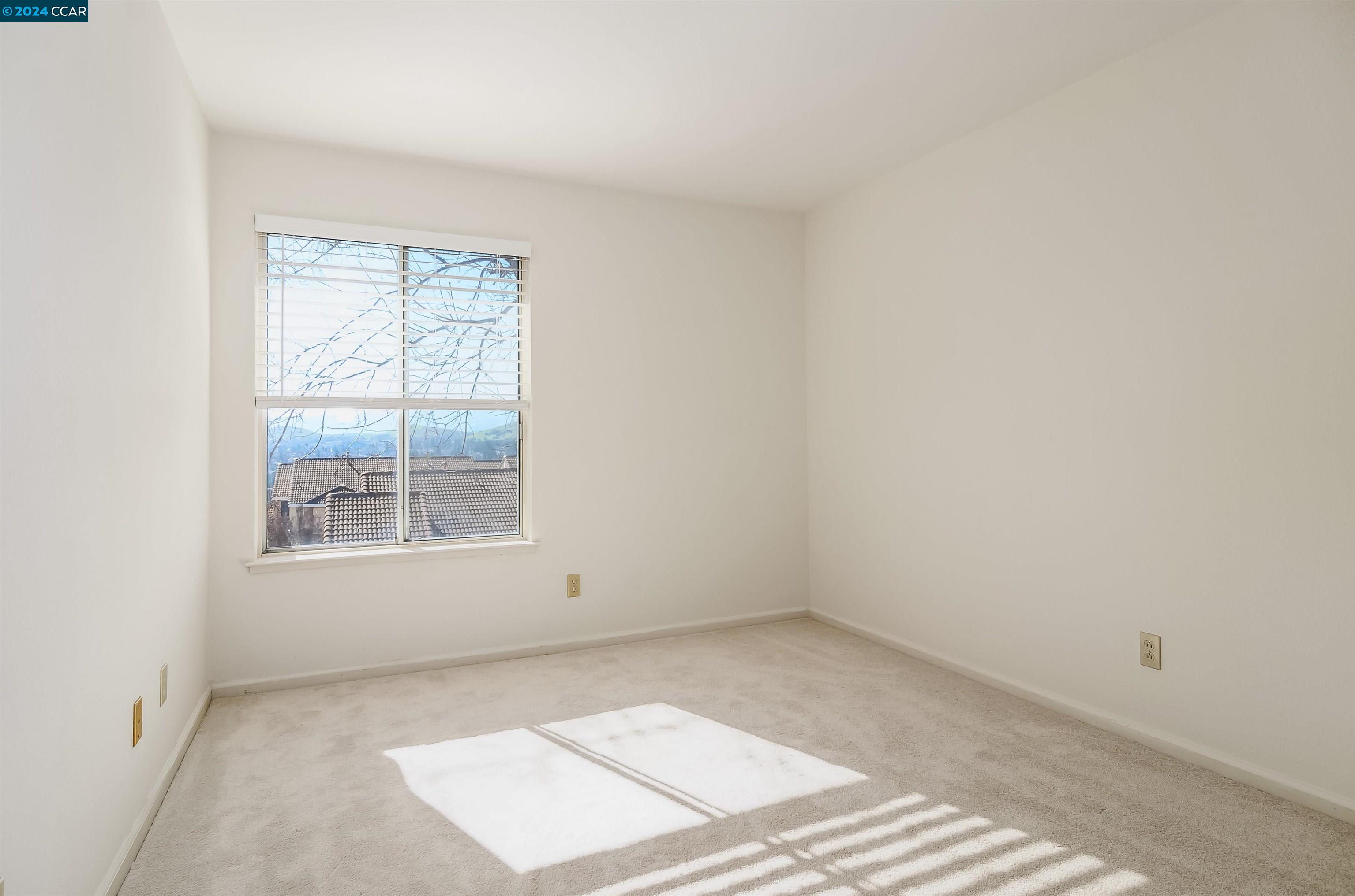 4392 Conejo Dr