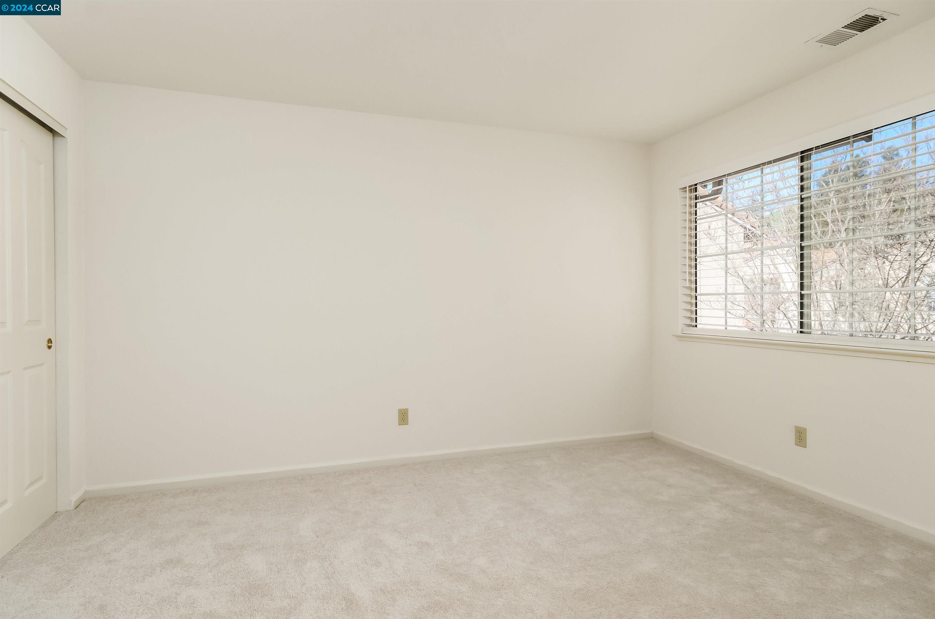 4392 Conejo Dr