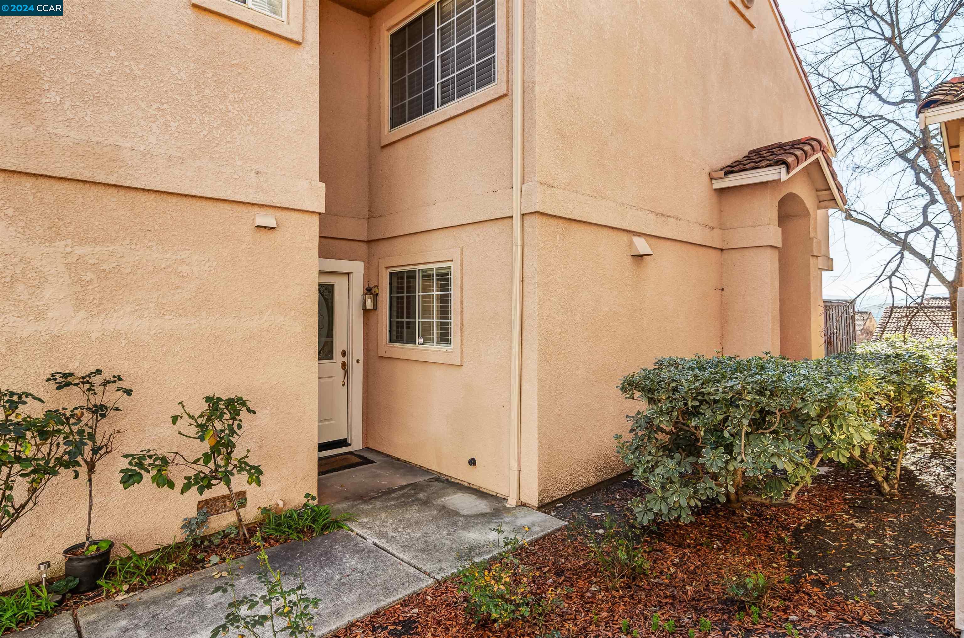 4392 Conejo Dr