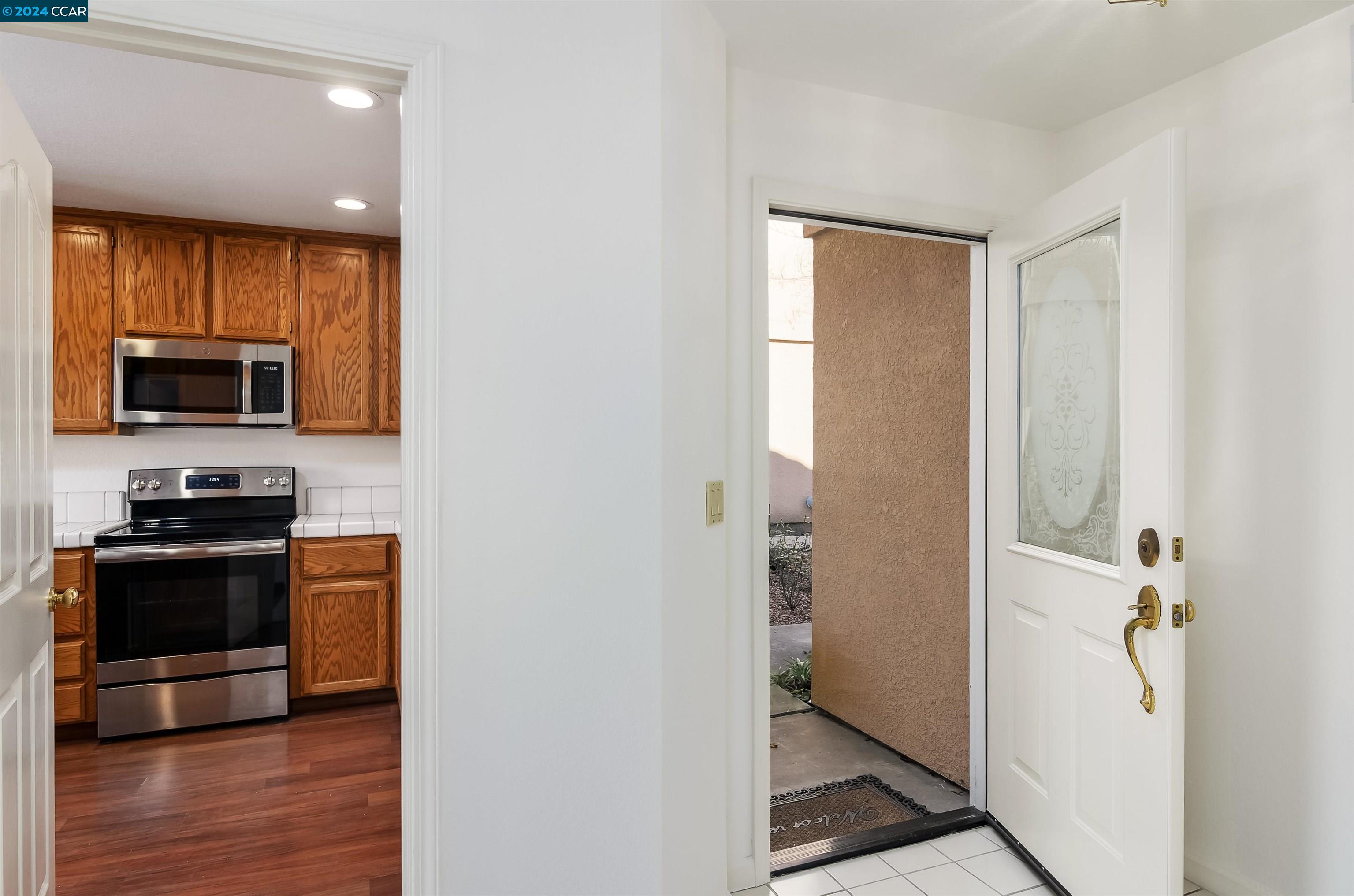 4392 Conejo Dr