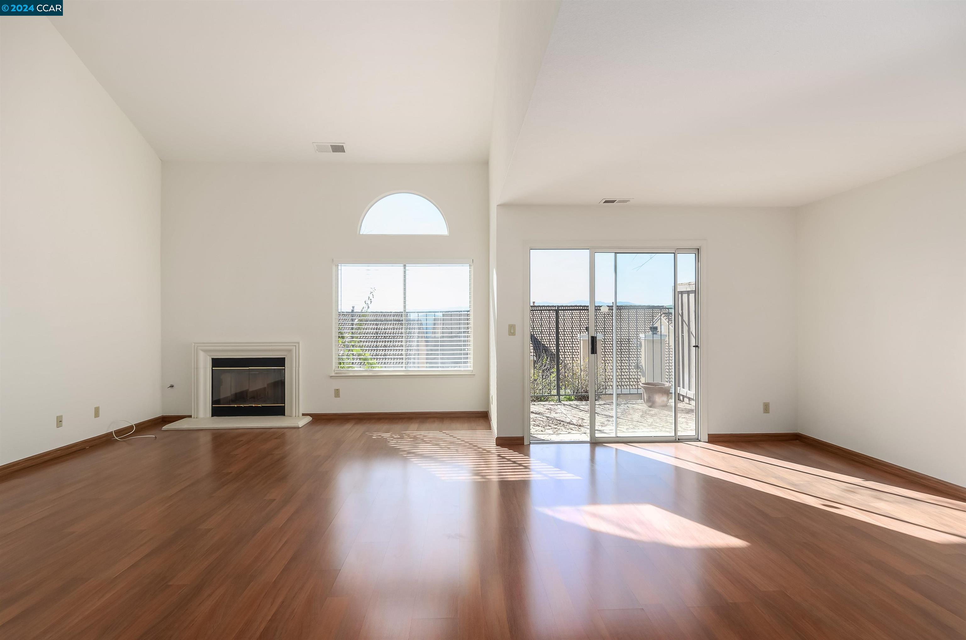 4392 Conejo Dr