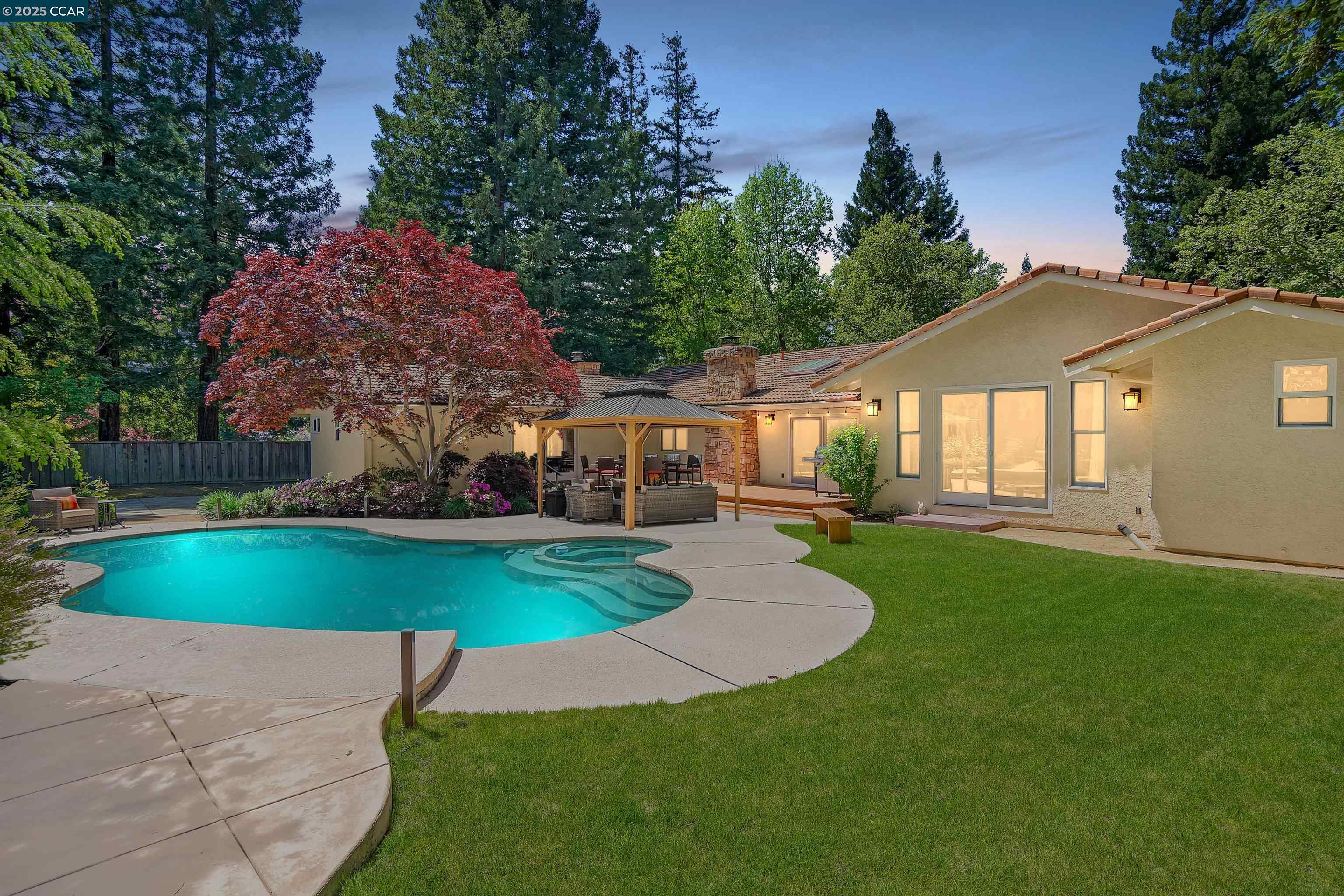 2142 Deer Oak Way
