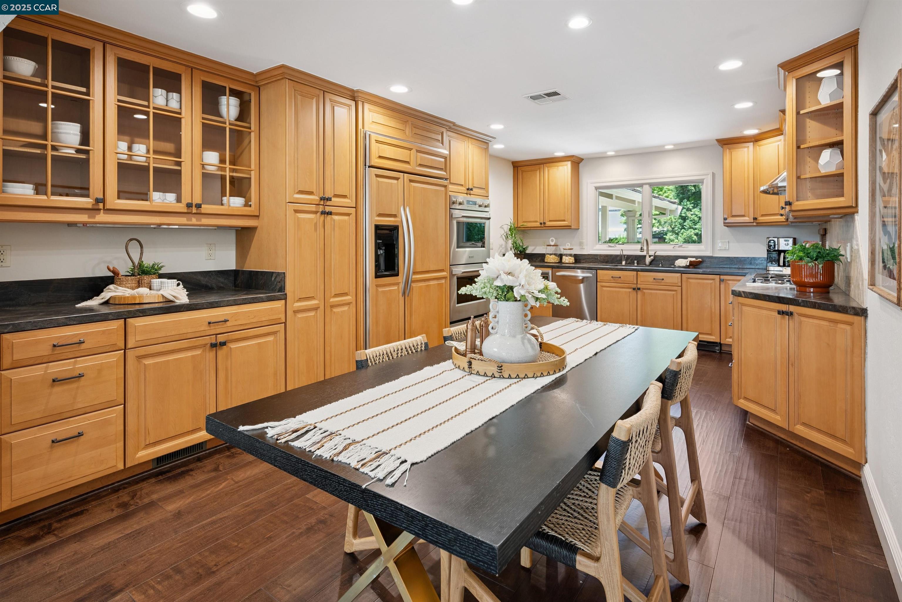 2142 Deer Oak Way